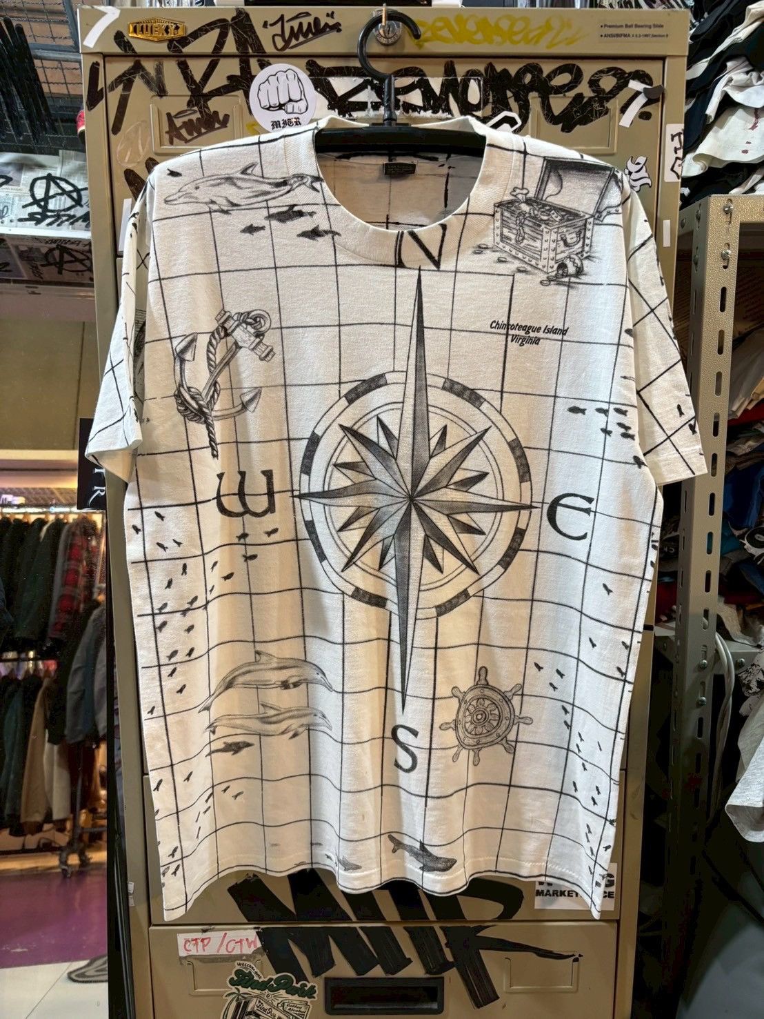 Vintage Vintage Chincoteaque Island Virginia 90’s Size US L / EU 52-54 / 3 - 1 Thumbnail