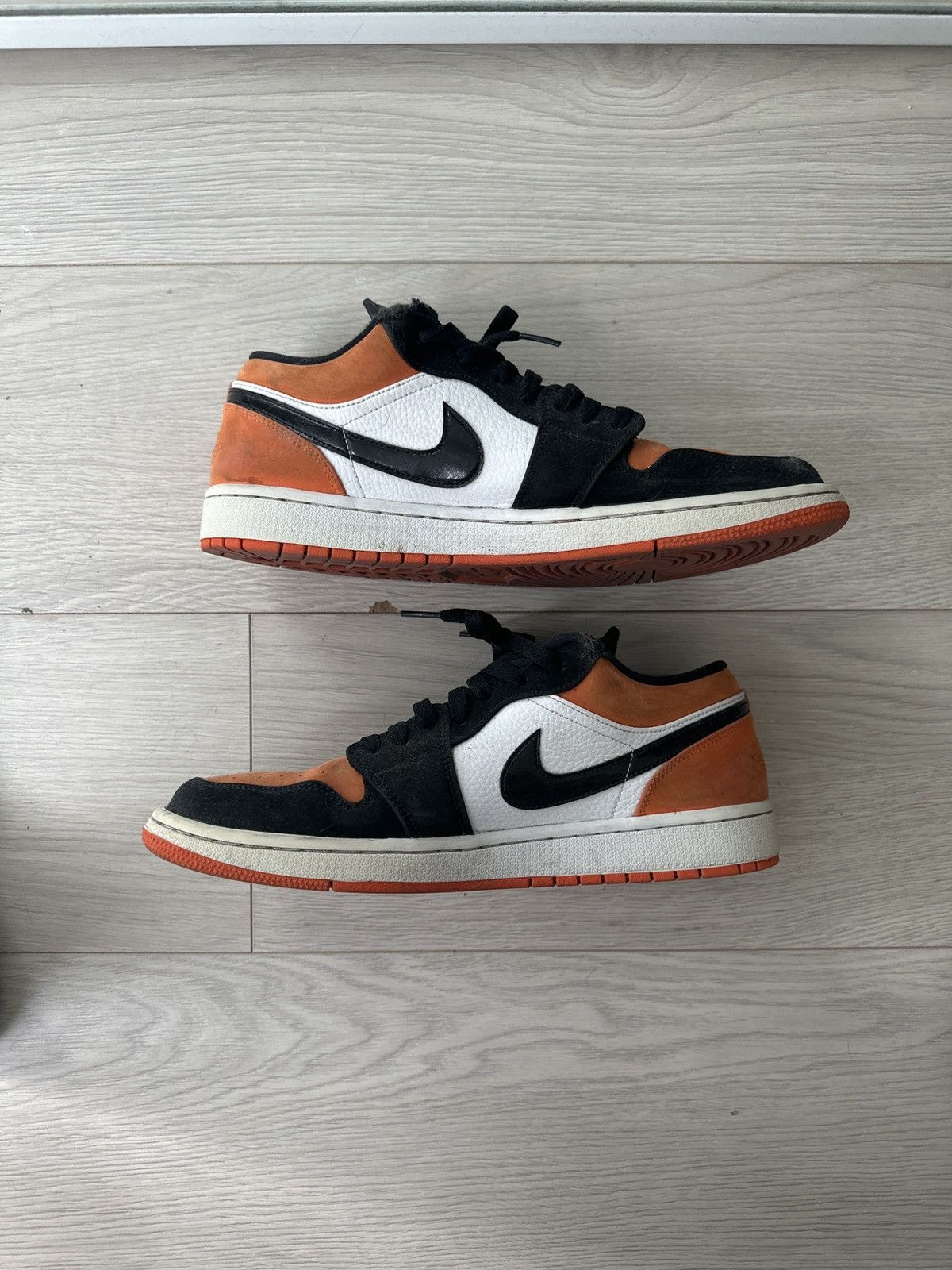Jordan Brand Shattered Backboard Low Top Size US 12 / EU 45 - 2 Thumbnail