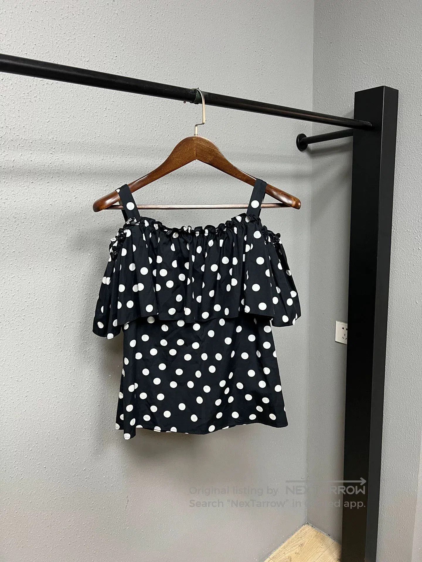 Dolce & Gabbana black polka dot camisole top. Size M / US 6-8 / IT 42-44 - 1 Thumbnail