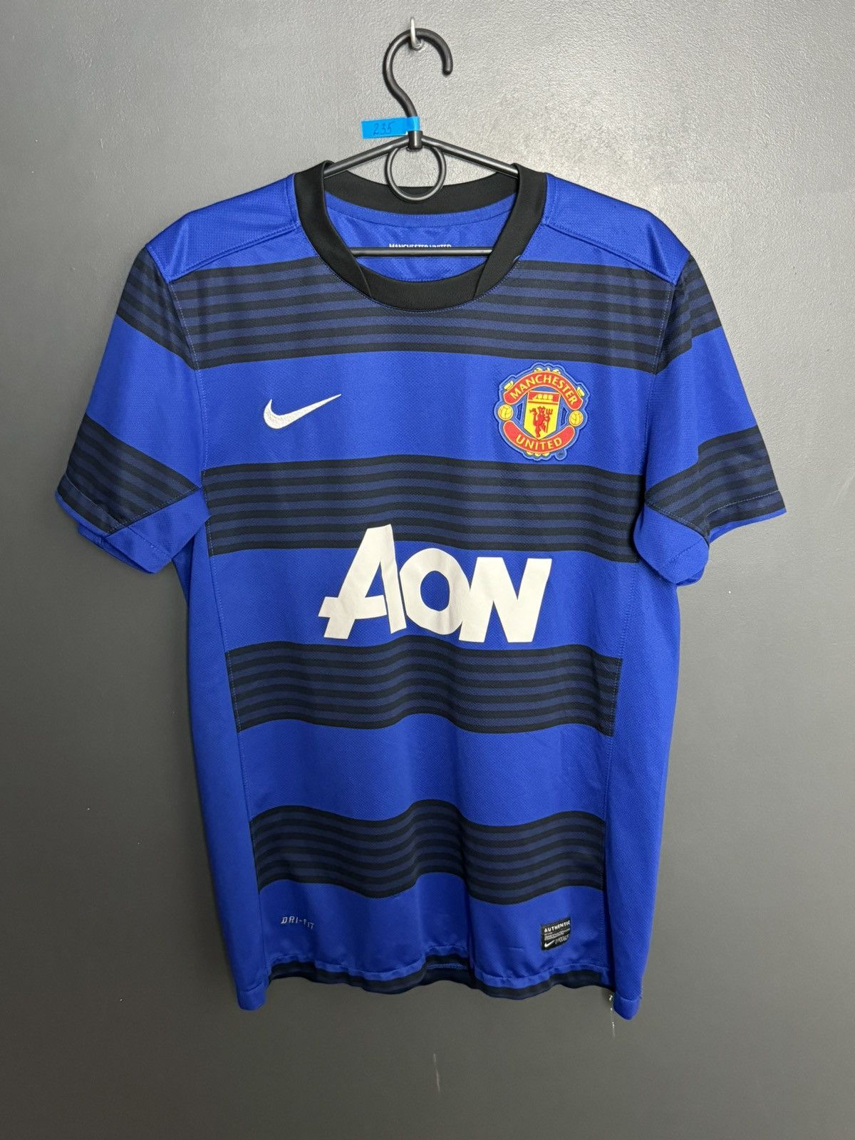 Nike Manchester United 11/12 Away Football Jersey T-Shirt Size US M / EU 48-50 / 2 - 1 Thumbnail