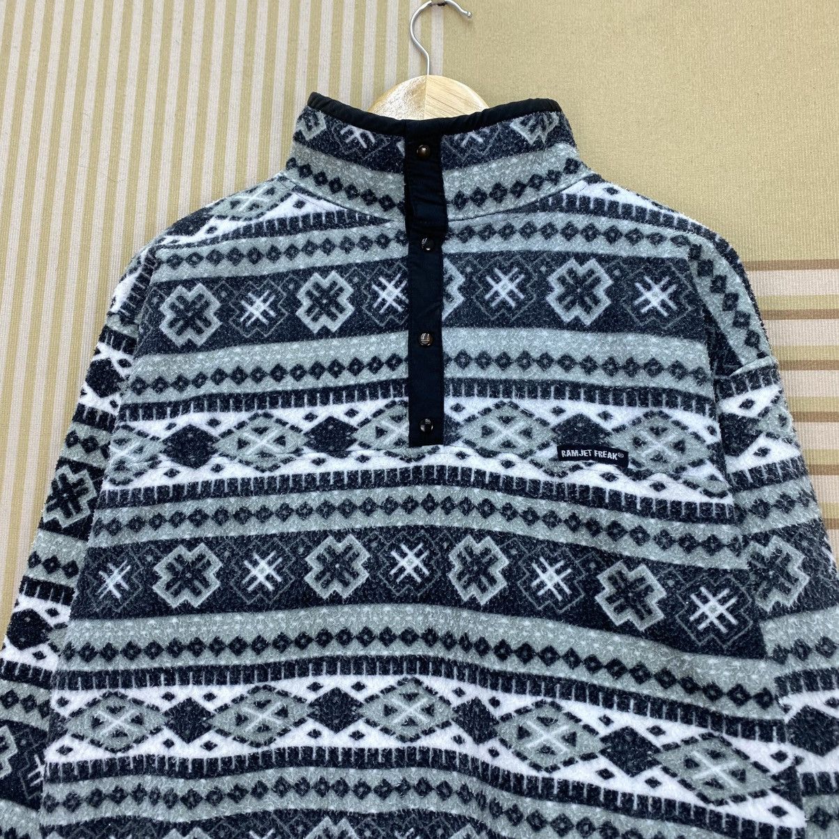 L.L. Bean 🫶Vintage Ramjet Freak Thermo Fleece geometric Aztec pattern Size US M / EU 48-50 / 2 - 3 Thumbnail