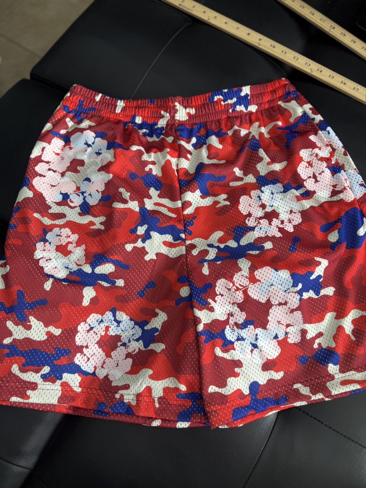DENIM TEARS Denim Tears Mesh Summer Shorts Red Camo Size XL (NEW) Size US 36 / EU 52 - 1 Thumbnail