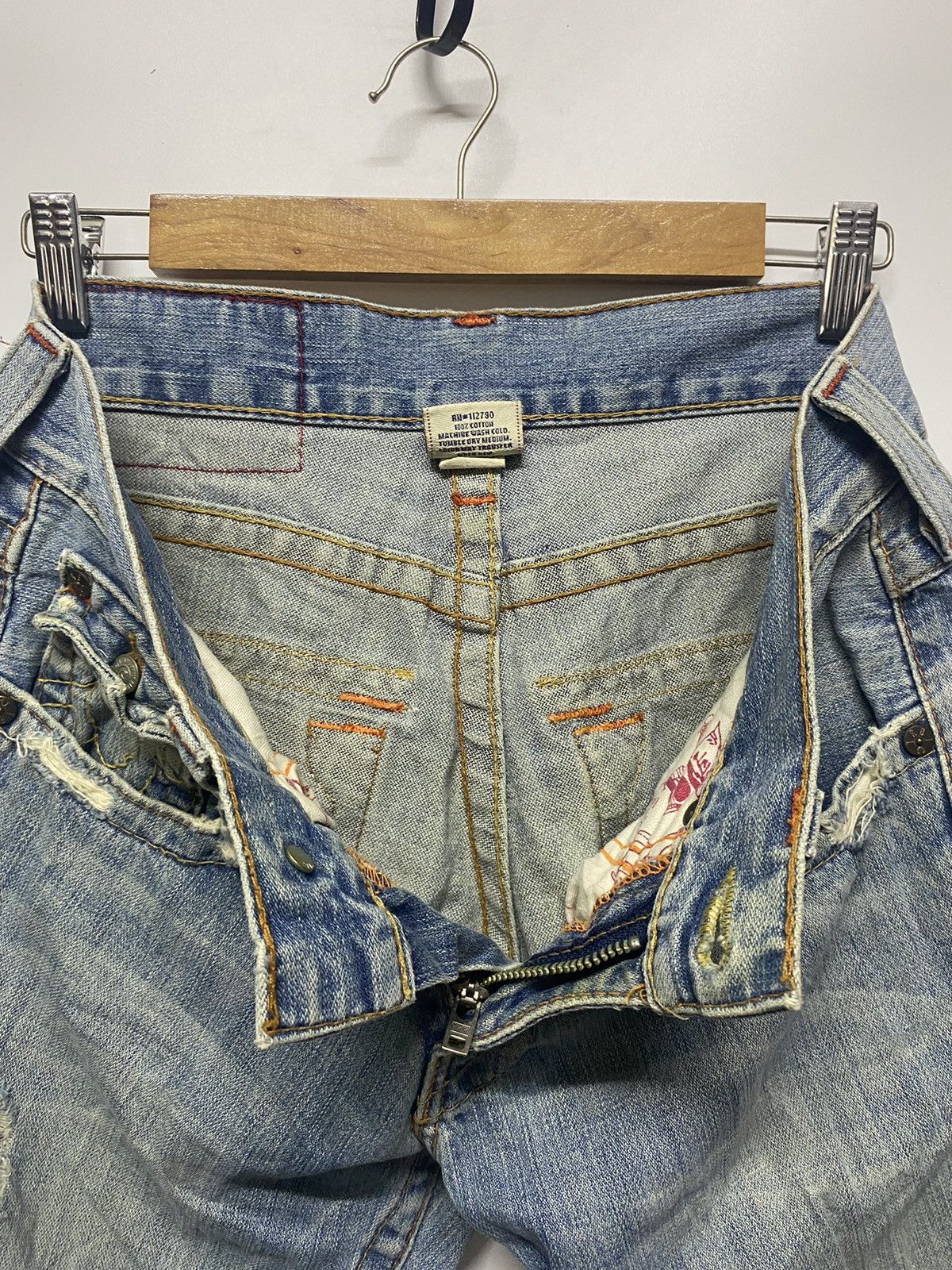 True Religion True Religion Distressed Denim Jeans Bootcut Pant Sec. Joey Size US 32 / EU 48 - 9 Thumbnail