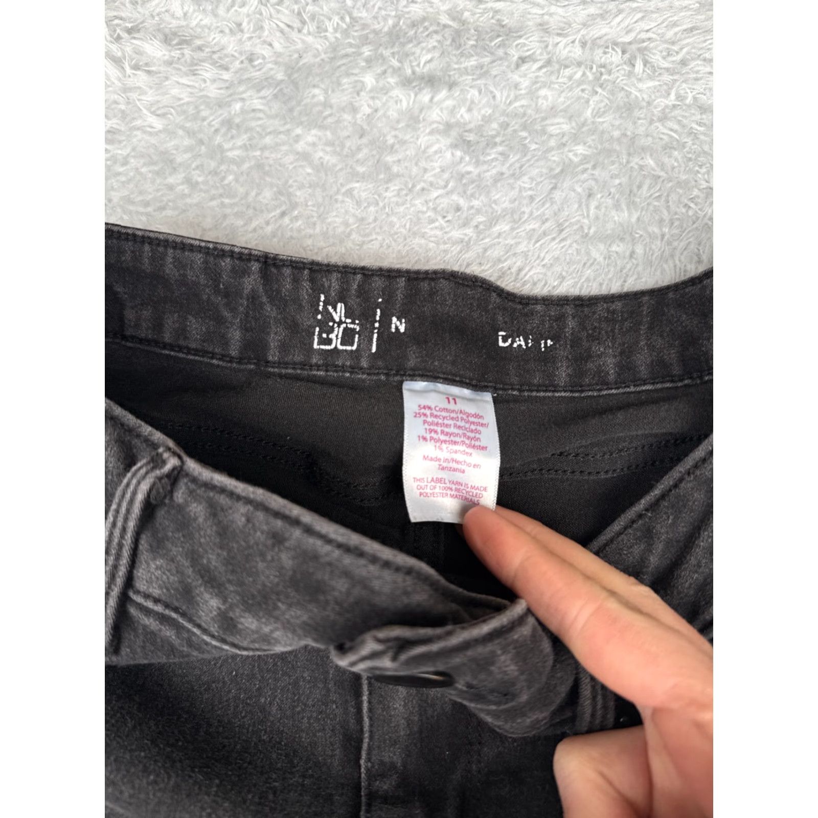 Vintage No Boundaries Jeans Juniors 11 Black Denim Bootcut Mid Rise Cotton Blend 28x29 Jeans Programs? Size 32" / US 10 / IT 46 - 6 Thumbnail
