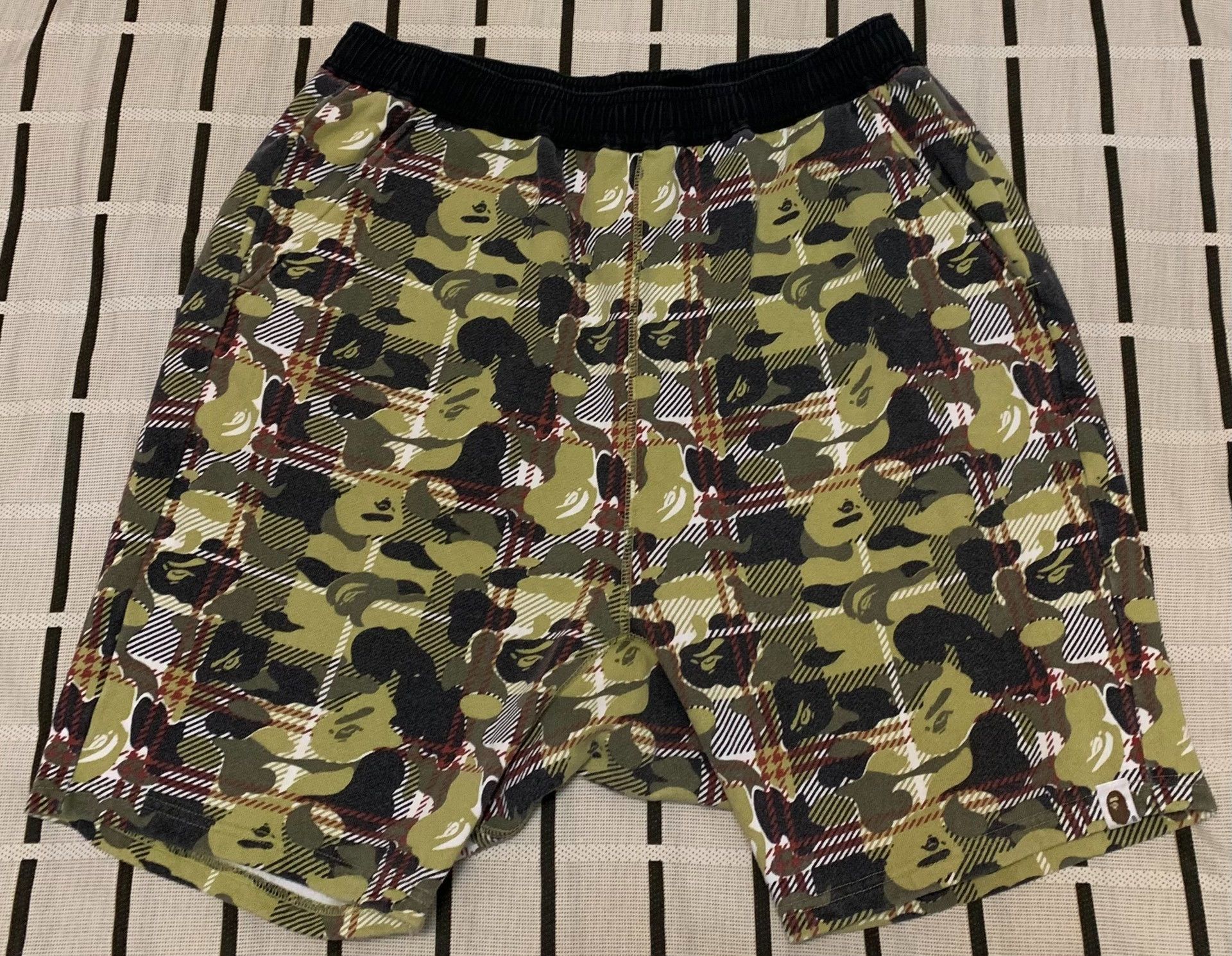 Bape Bape Camo Plaid Green Casual Pants L Men Size US 34 / EU 50 - 1 Thumbnail