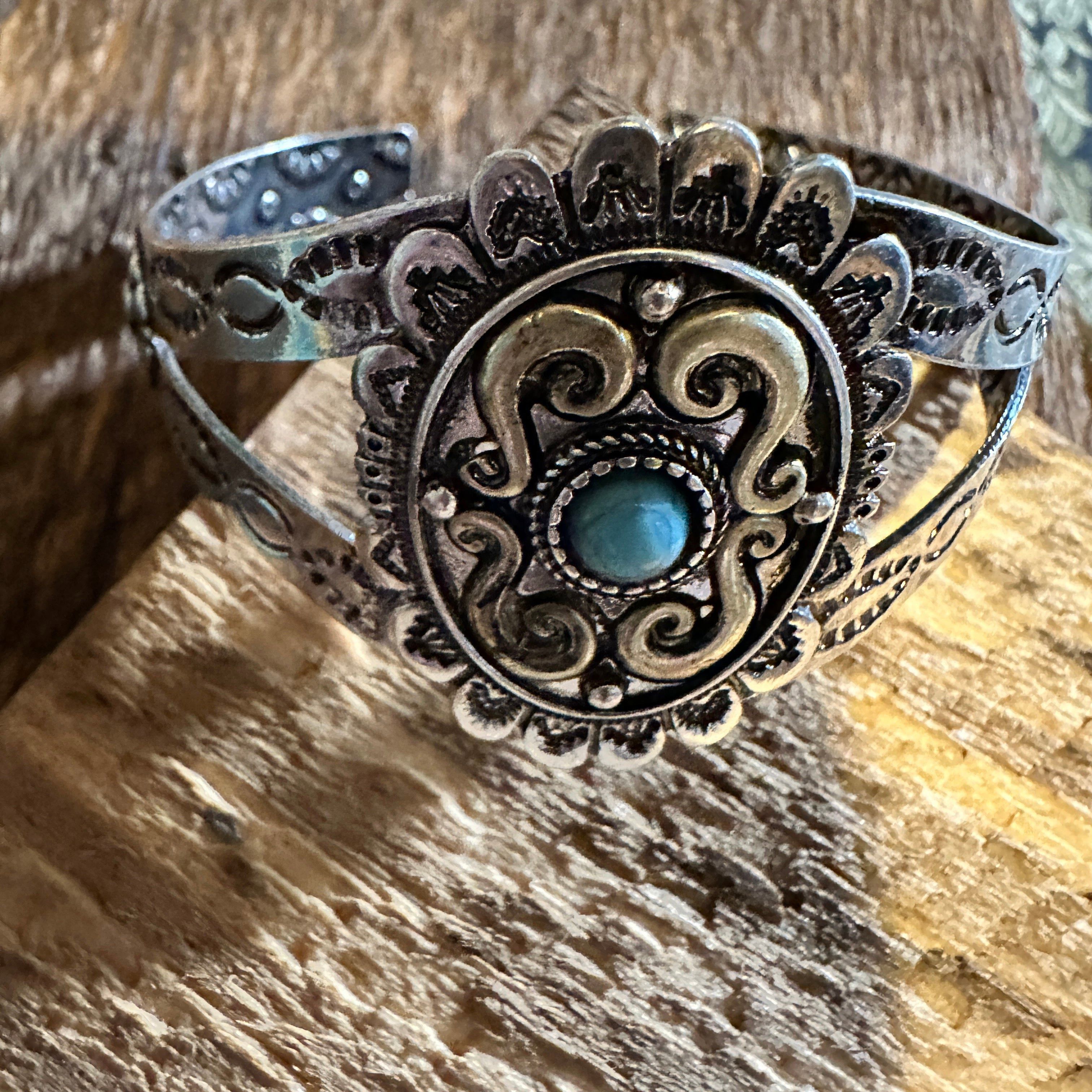 Other Vintage Southwestern Turquoise Cuff Bracelet for Boho Chic C Size ONE SIZE - 4 Thumbnail