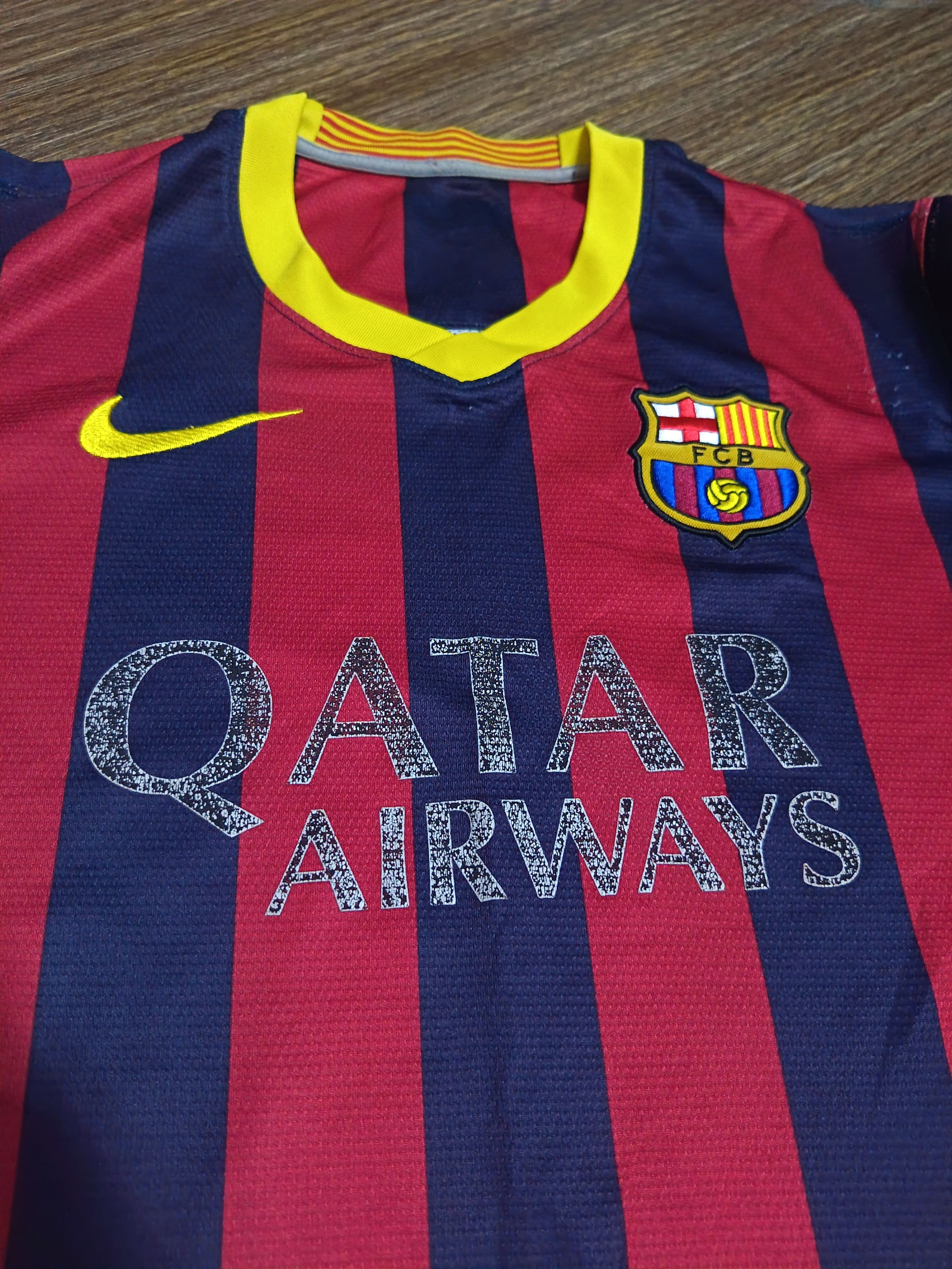 Nike Barcalona home 2013/2014 home kit Size US L / EU 52-54 / 3 - 5 Thumbnail