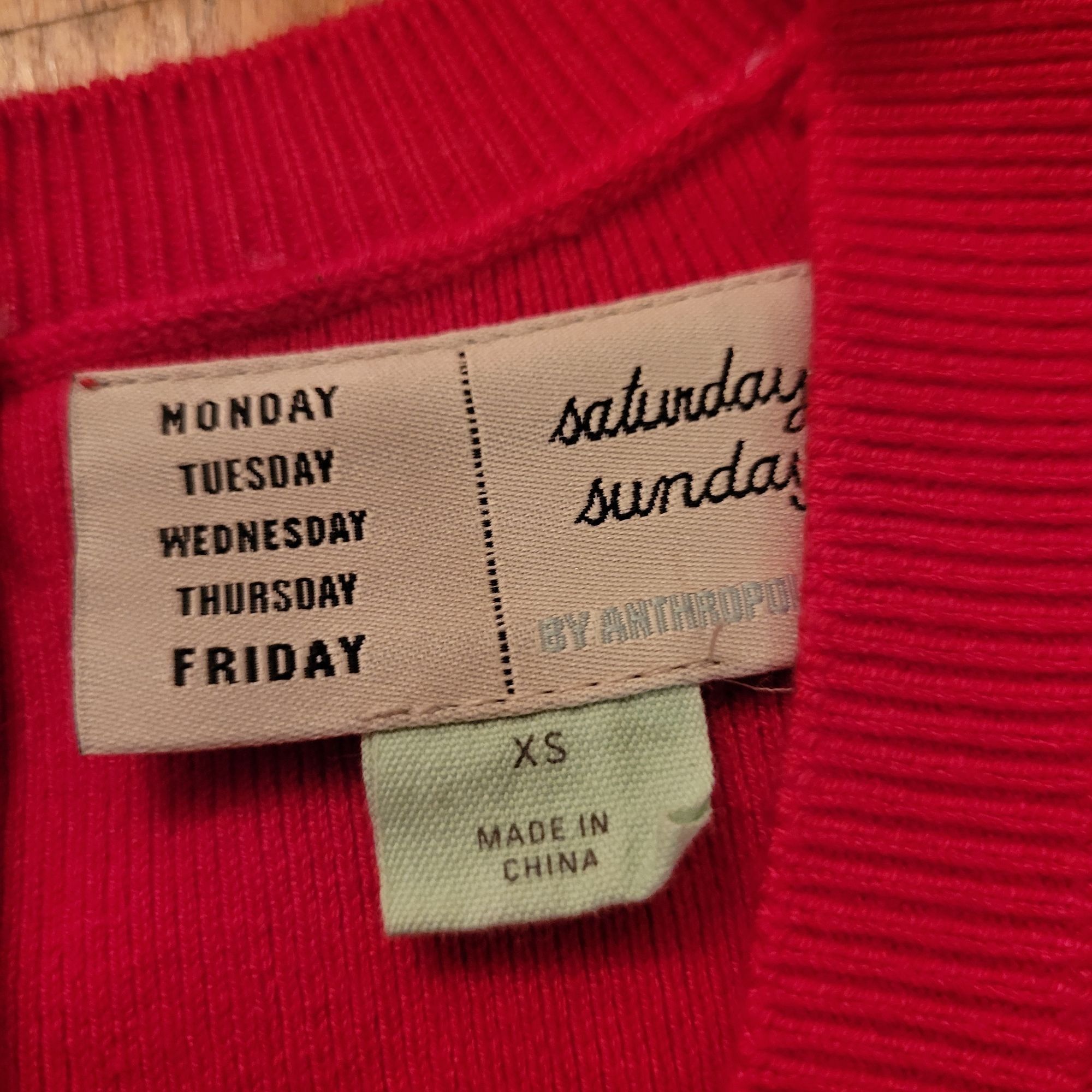 Anthropologie Saturday Sunday Anthro XS Hot Pink V Neck Sweater Dress Over Size XS / US 0-2 / IT 36-38 - 3 Thumbnail