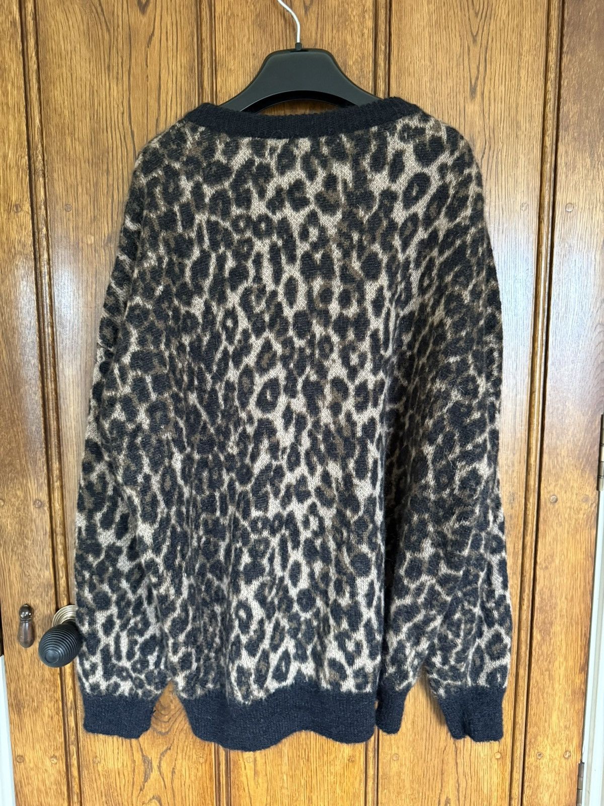 Celine FW22 Celine studded logo sweater Hedi Slimane grail leopard Size US M / EU 48-50 / 2 - 13 Thumbnail