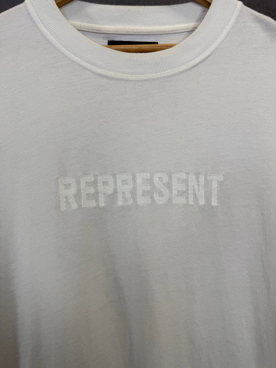 Represent Clo. Represent designer center logo tee Size US L / EU 52-54 / 3 - 3 Thumbnail