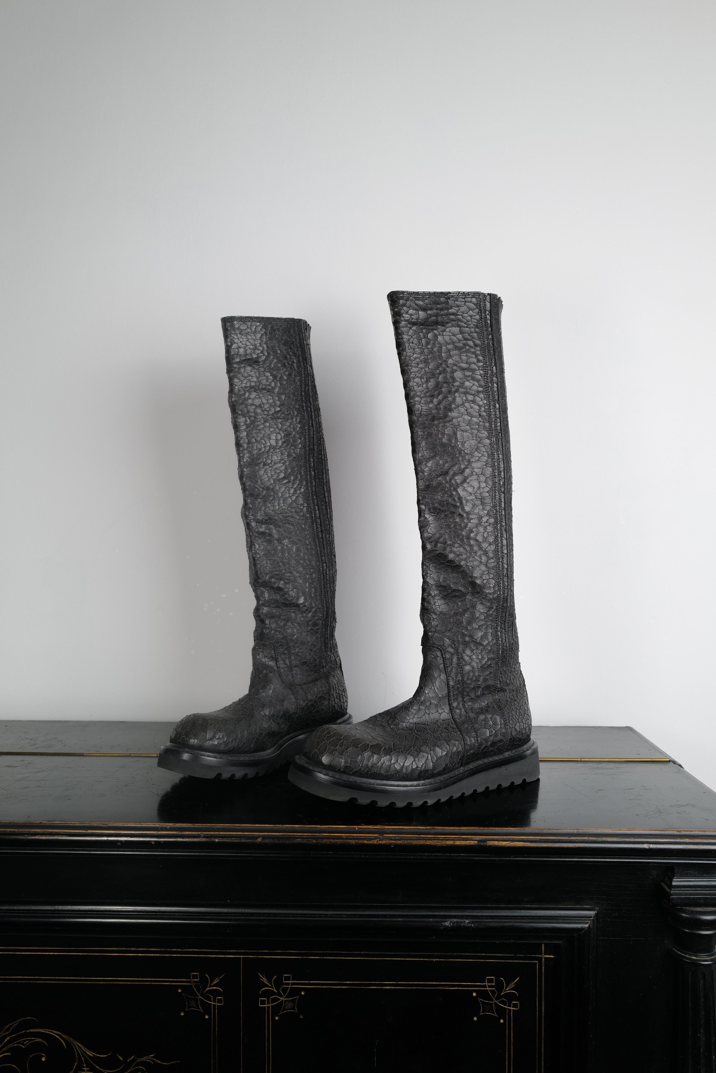 Rick Owens Rick Owens Cracked Leather Knee Boots Size US 7 / IT 37 - 5 Thumbnail