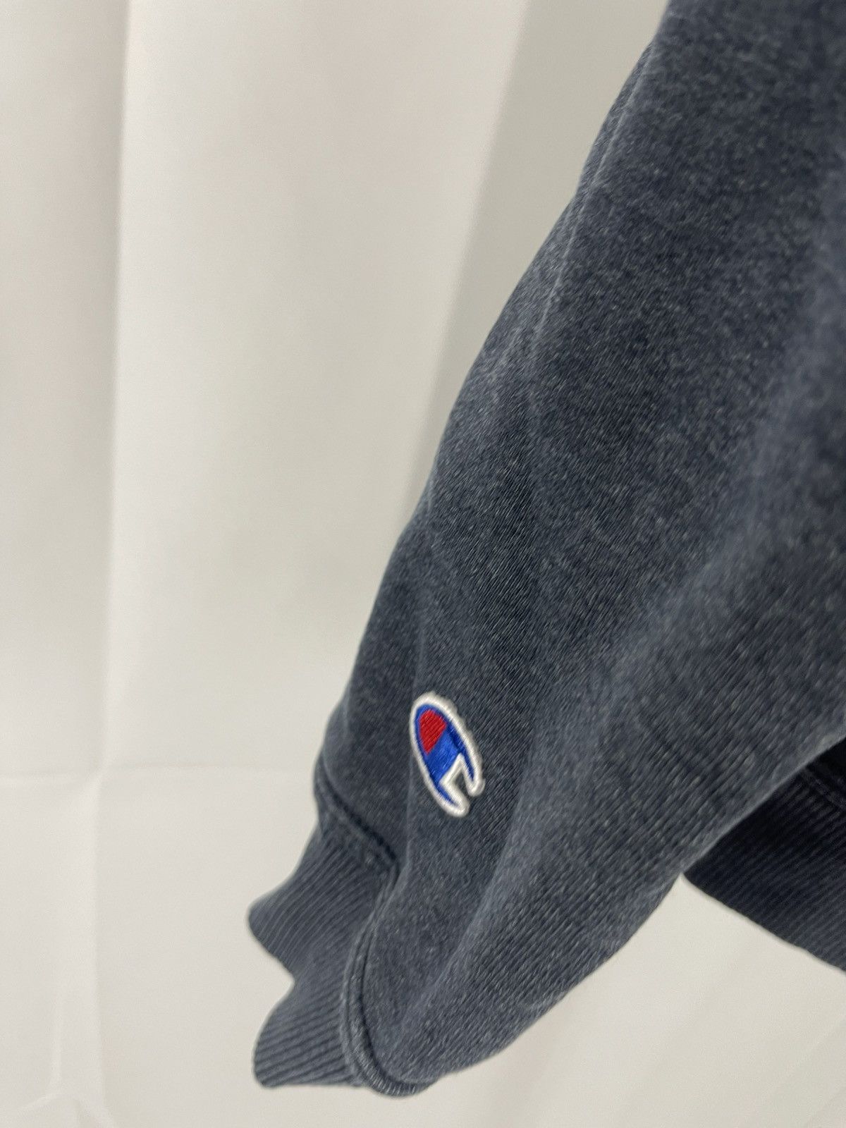 Champion Vintage x navy champion crewneck Size US L / EU 52-54 / 3 - 5 Thumbnail