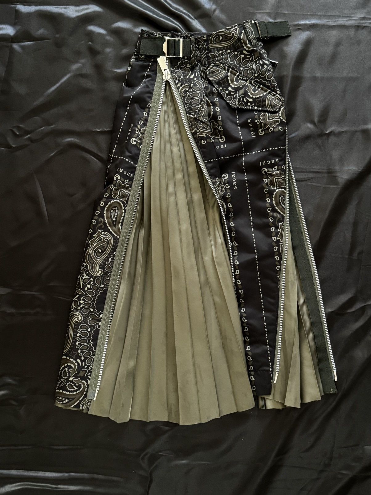 Sacai Sacai Pleated Skirt Size 34" / US 12 / IT 48 - 9 Thumbnail
