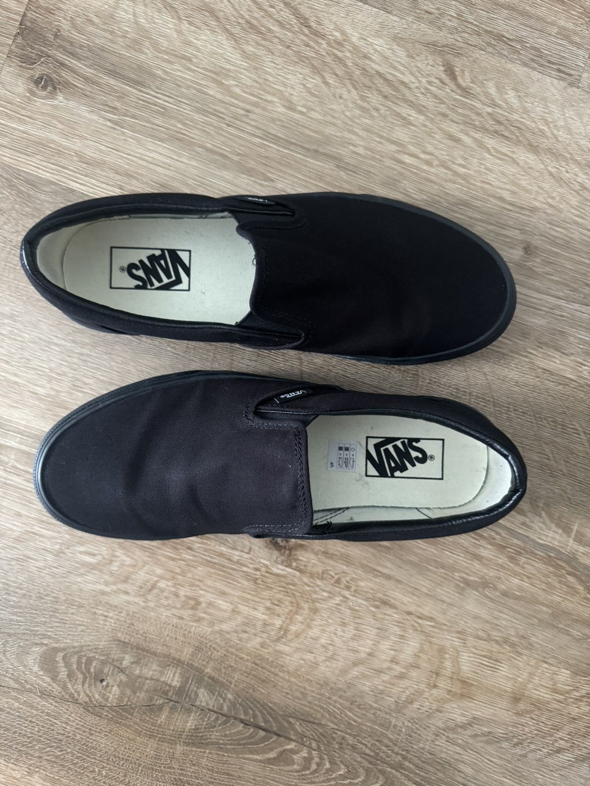 Vans Vans Classic Slip-On Black Canvas Shoes | Skater Sneakers Size US 8.5 / EU 41-42 - 3 Thumbnail