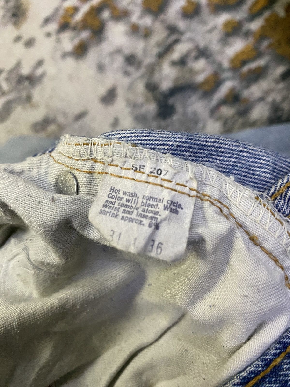 Levi's × Levi's Vintage Clothing × Vintage Vintage Levi’s 501 Selvedge Redline Button No 6 Size US 30 / EU 46 - 17 Thumbnail