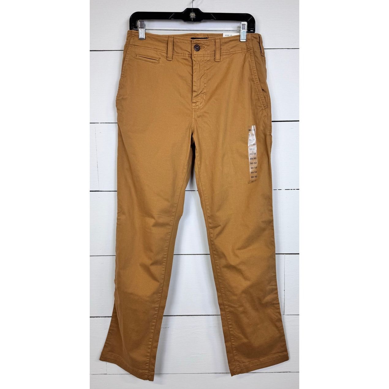 American Eagle Outfitters American Eagle Outfitters Pants Men's Size 30x32 Size US 30 / EU 46 - 1 Thumbnail