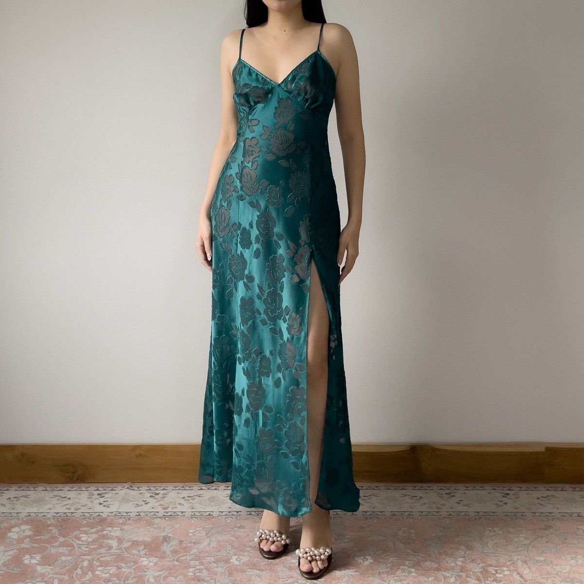 Victoria's Secret Victoria’s Secret 1990s Green Floral Burnout Slip Dress (L) Size L / US 10 / IT 46 - 5 Thumbnail