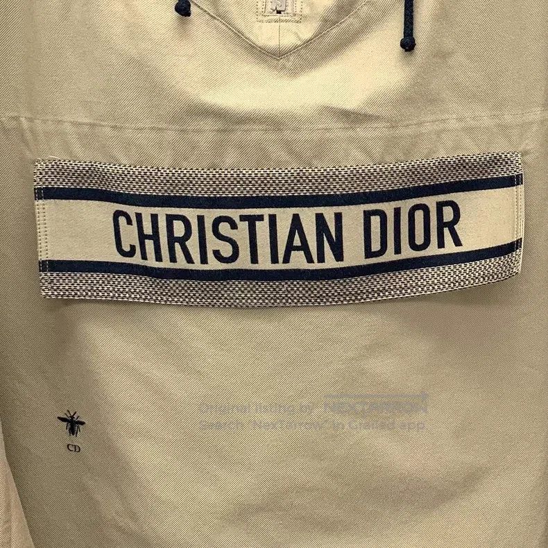 Dior Dior Brown logo little bee embroidery hooded windbreaker l Size S / US 4 / IT 40 - 5 Thumbnail
