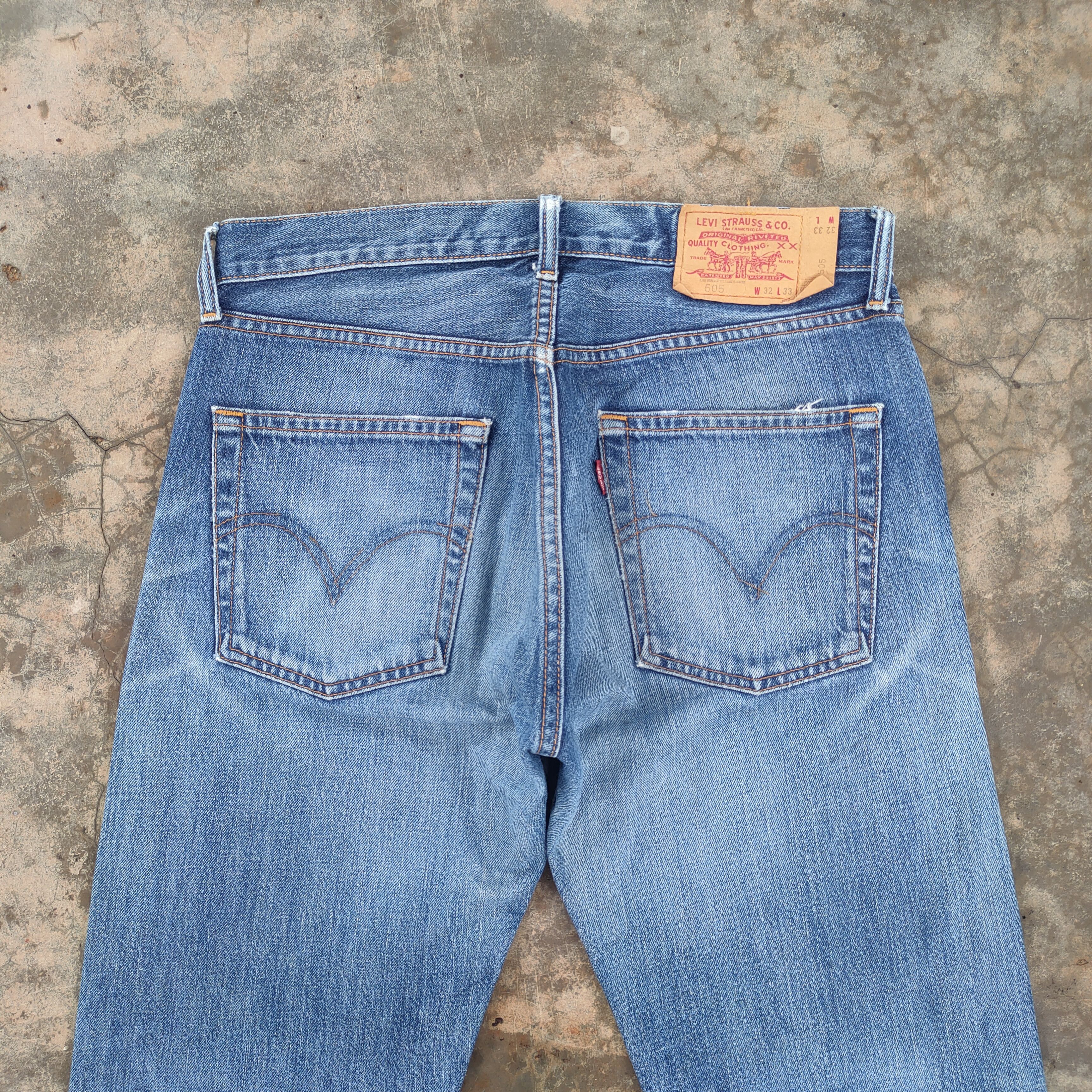 Levi's Vintage Clothing W33 VINTAGE LEVI'S 505 FADED RIPPED JEANS DENIM PANTS Size US 33 - 11 Thumbnail