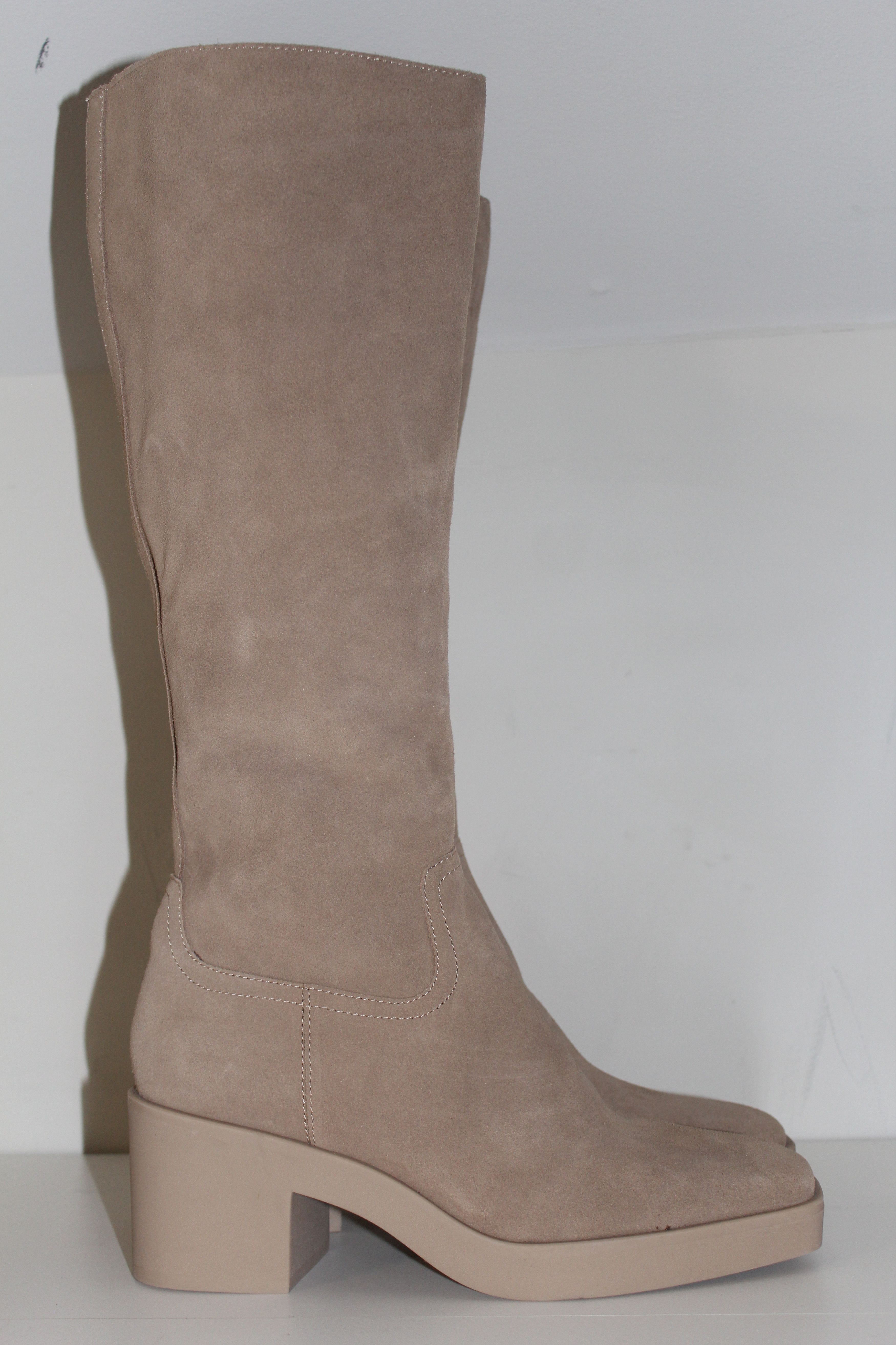 Dolce Vita Dolce Vita Corry H2O Dune Suede Knee High Boots Size 10 Size US 10 / IT 40 - 3 Thumbnail