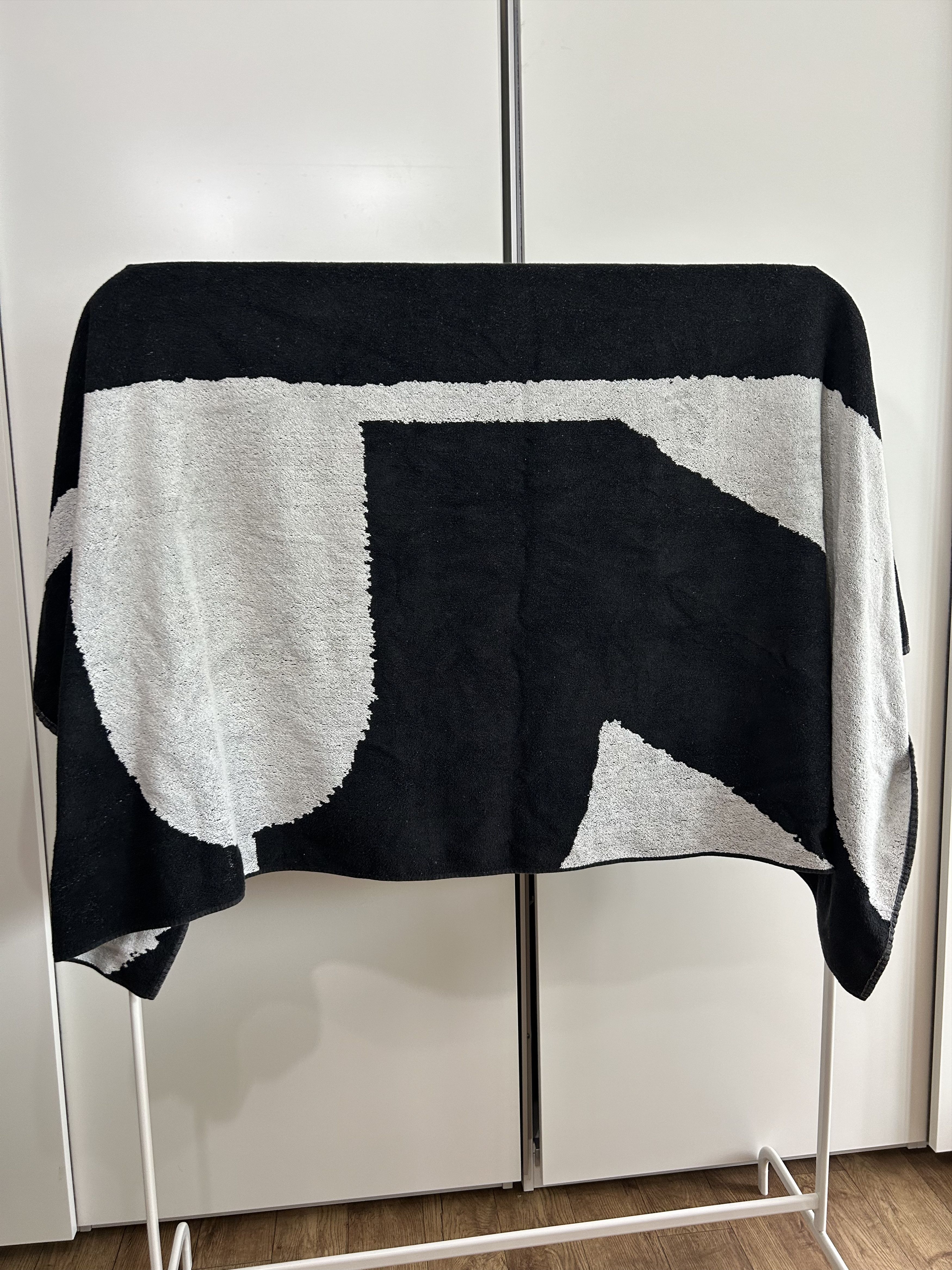 RAF SIMONS 09SS クリストファー ウール期 プリントT 46 Raf Simons Raf Simons - SS09 Christopher Wool “R” Towel | Grailed