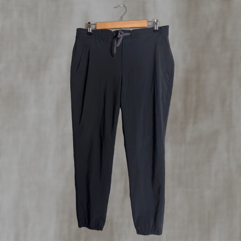 Eddie Bauer Eddie Bauer Womens Medium Ankle Pants Hiking Polyester Spandex Gray 32x30 Size 32" / US 10 / IT 46 - 1 Thumbnail