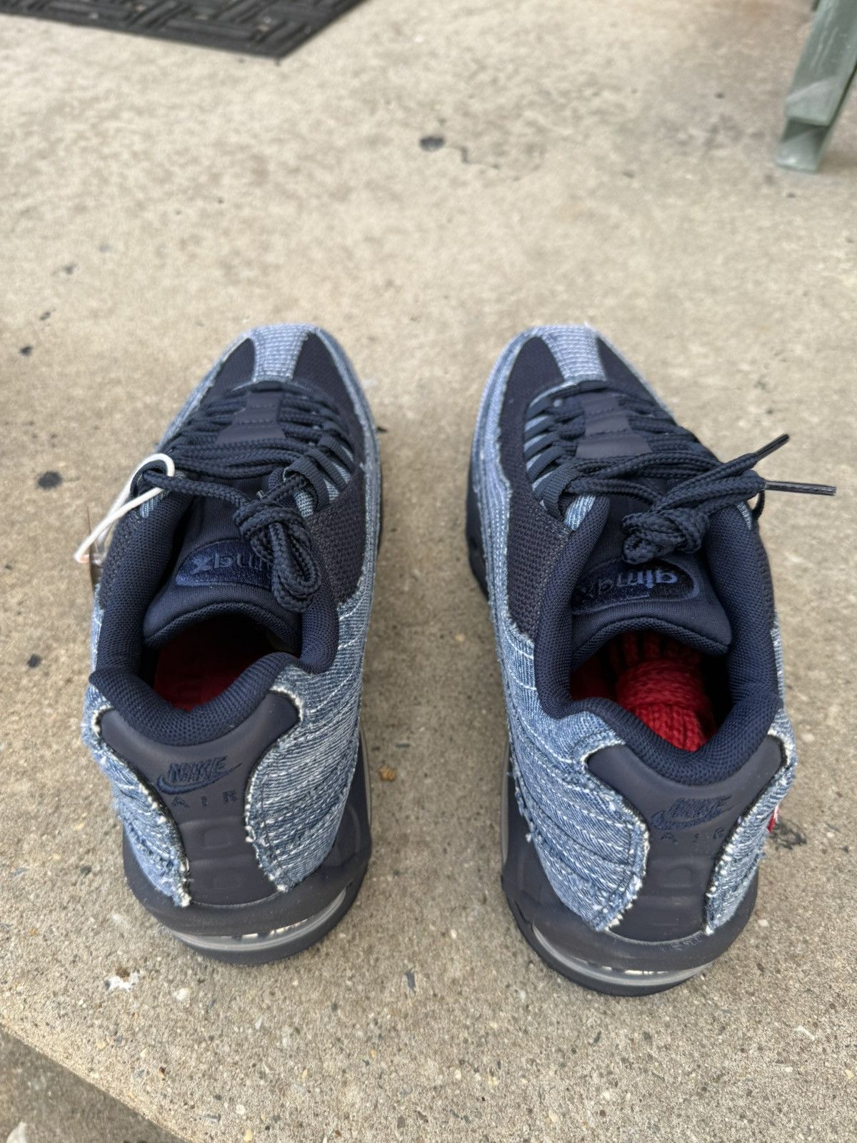 Levi's Air Max 95 OG Size US 12 / EU 45 - 8 Thumbnail