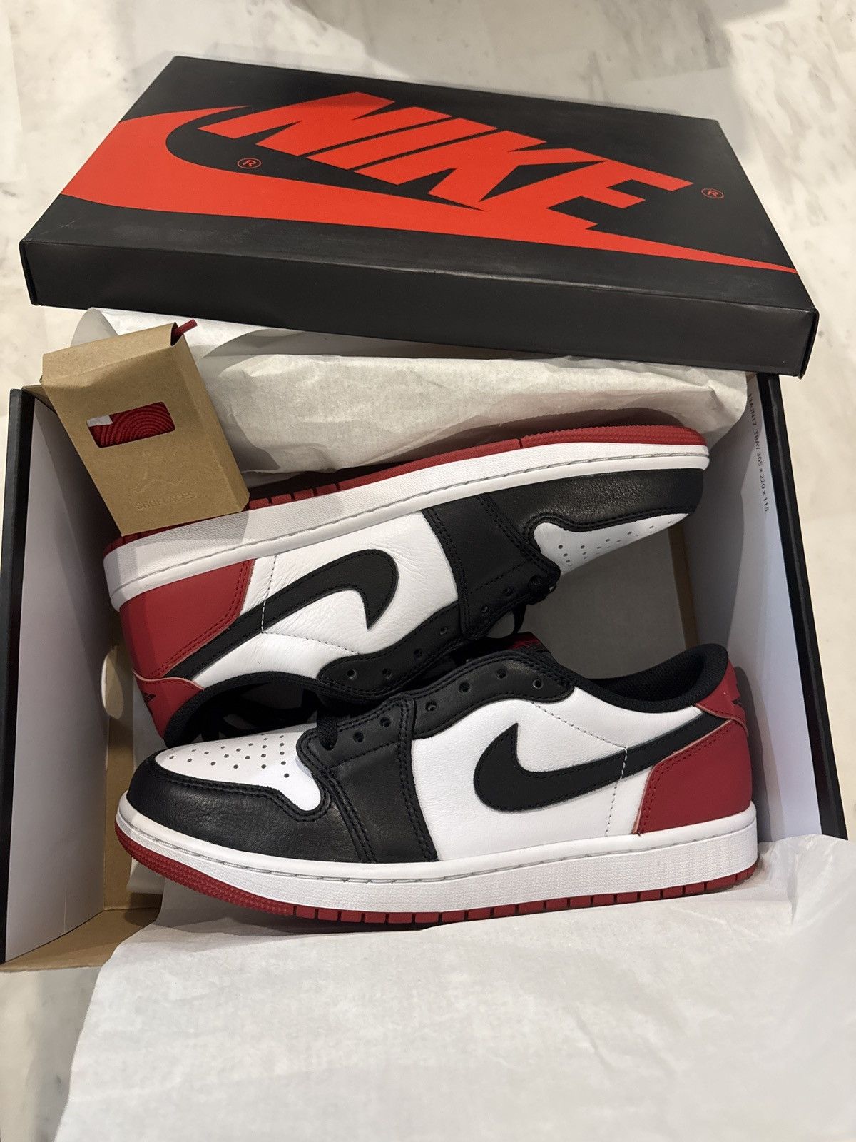 Nike Air Jordan 1 Retro low OG Size US 8.5 / EU 41-42 - 1 Thumbnail