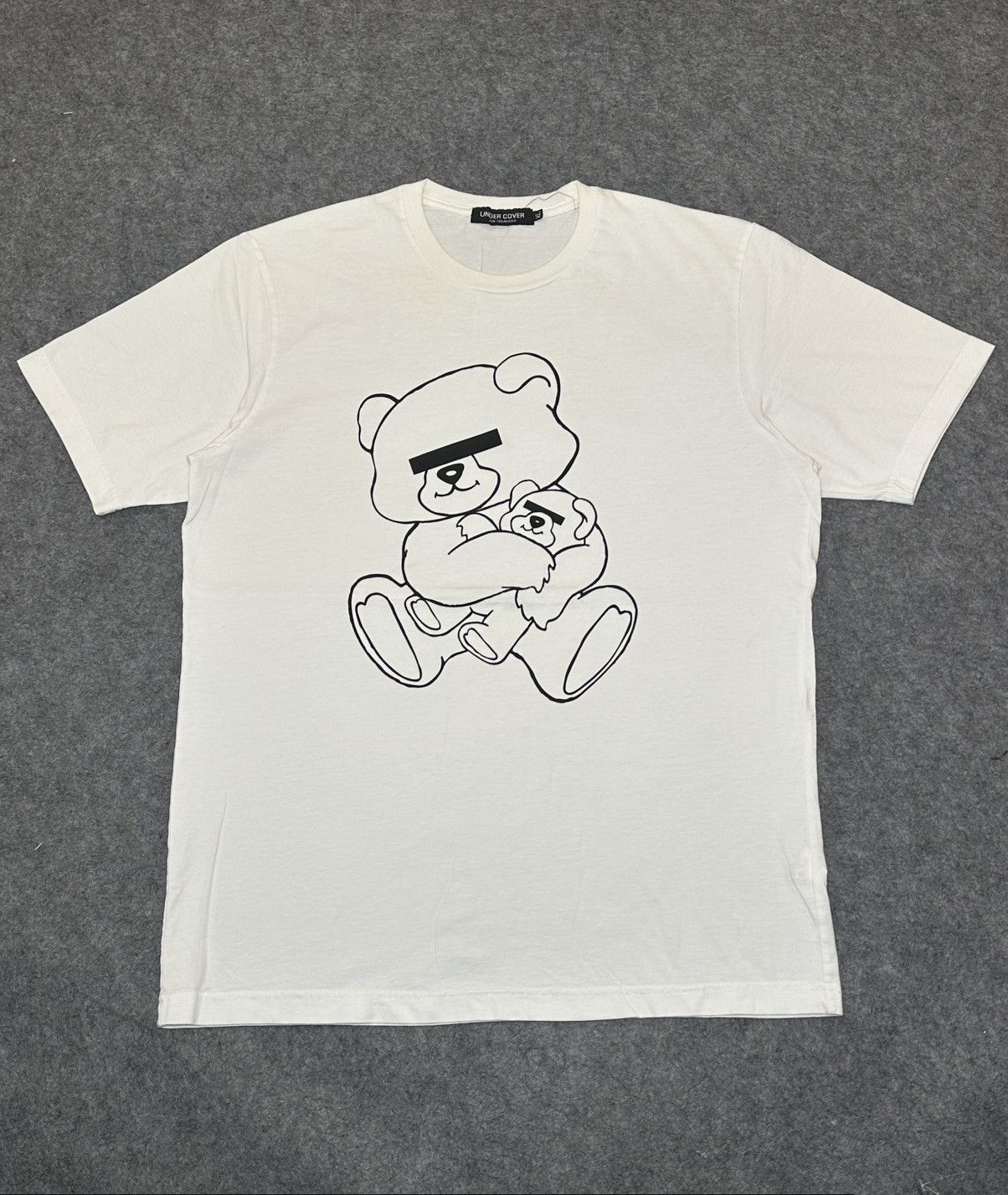 Undercover Undercover white t-shirt a black graphic of a teddy bear. Size US XL / EU 56 / 4 - 1 Thumbnail