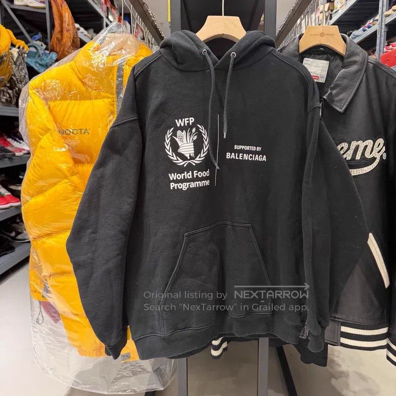 Balenciaga Balenciaga hoodie Size US S / EU 44-46 / 1 - 7 Thumbnail