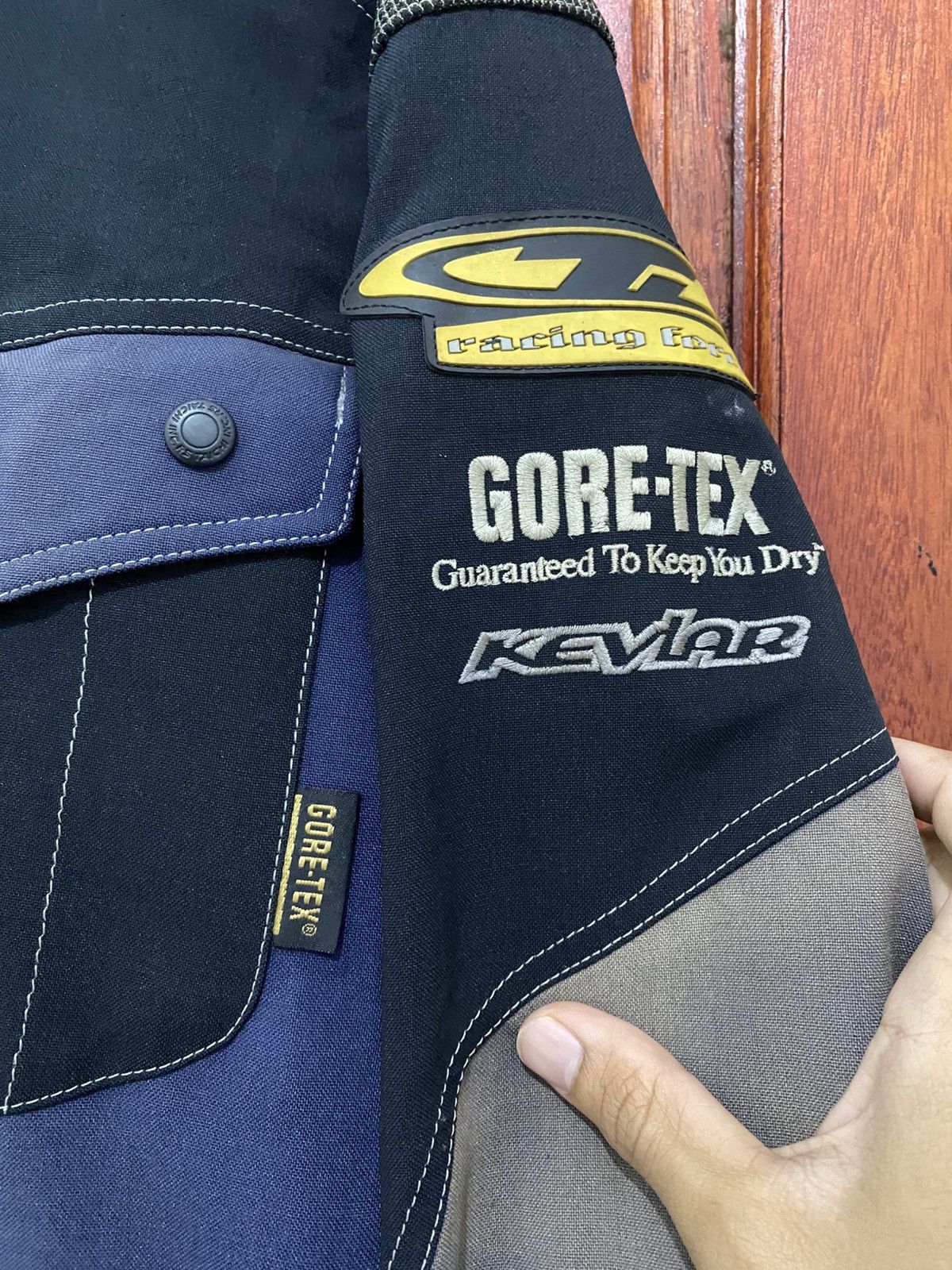 Goretex × Japanese Brand × Sports Specialties 🔥Taichi Rs Goretex Schoeller Riding Jacket Sun faded Size US L / EU 52-54 / 3 - 5 Thumbnail