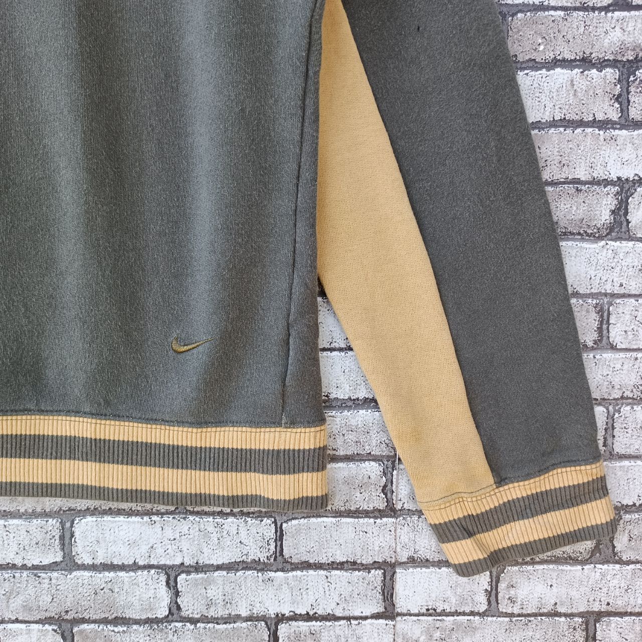 Nike × Vintage Vintage Y2K Nike Plain Sweatshirt Size US L / EU 52-54 / 3 - 3 Thumbnail