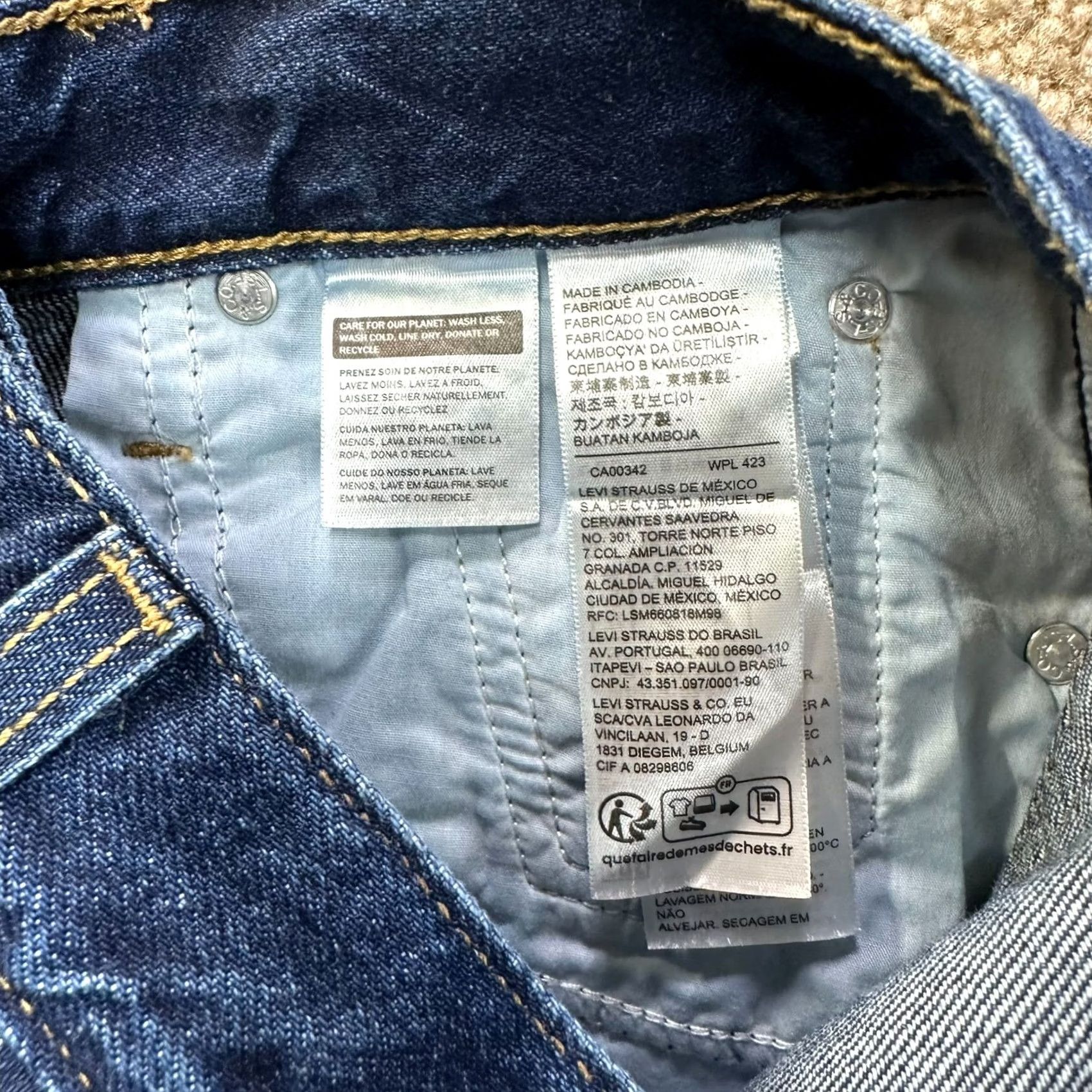 Levi's Levi's Premium 80s Mom Jean Women's 26 High Rise Blue Denim Jeans Size 26" / US 2 / IT 38 - 5 Thumbnail