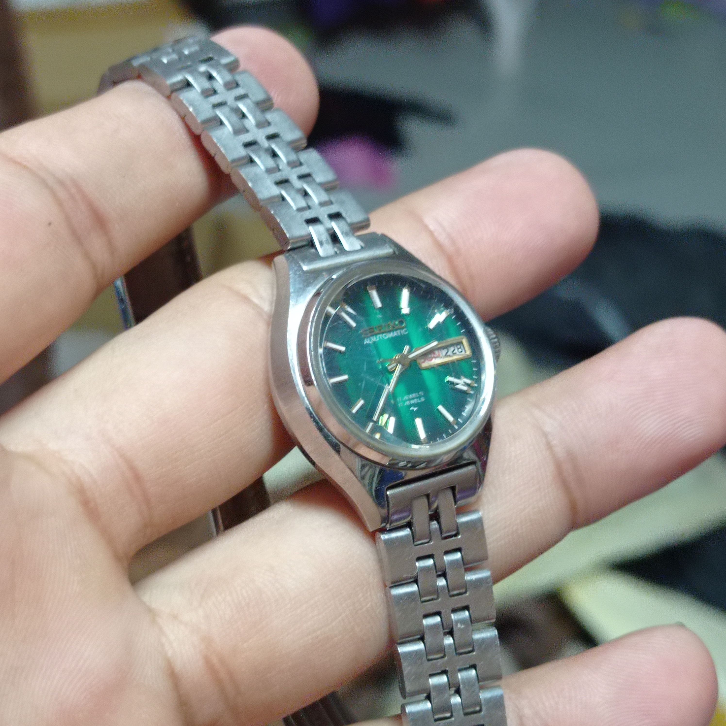 Japanese Brand Vintage Ladies Watch by SEIKO AUTOMATIC (Japan Made) Size ONE SIZE - 3 Thumbnail