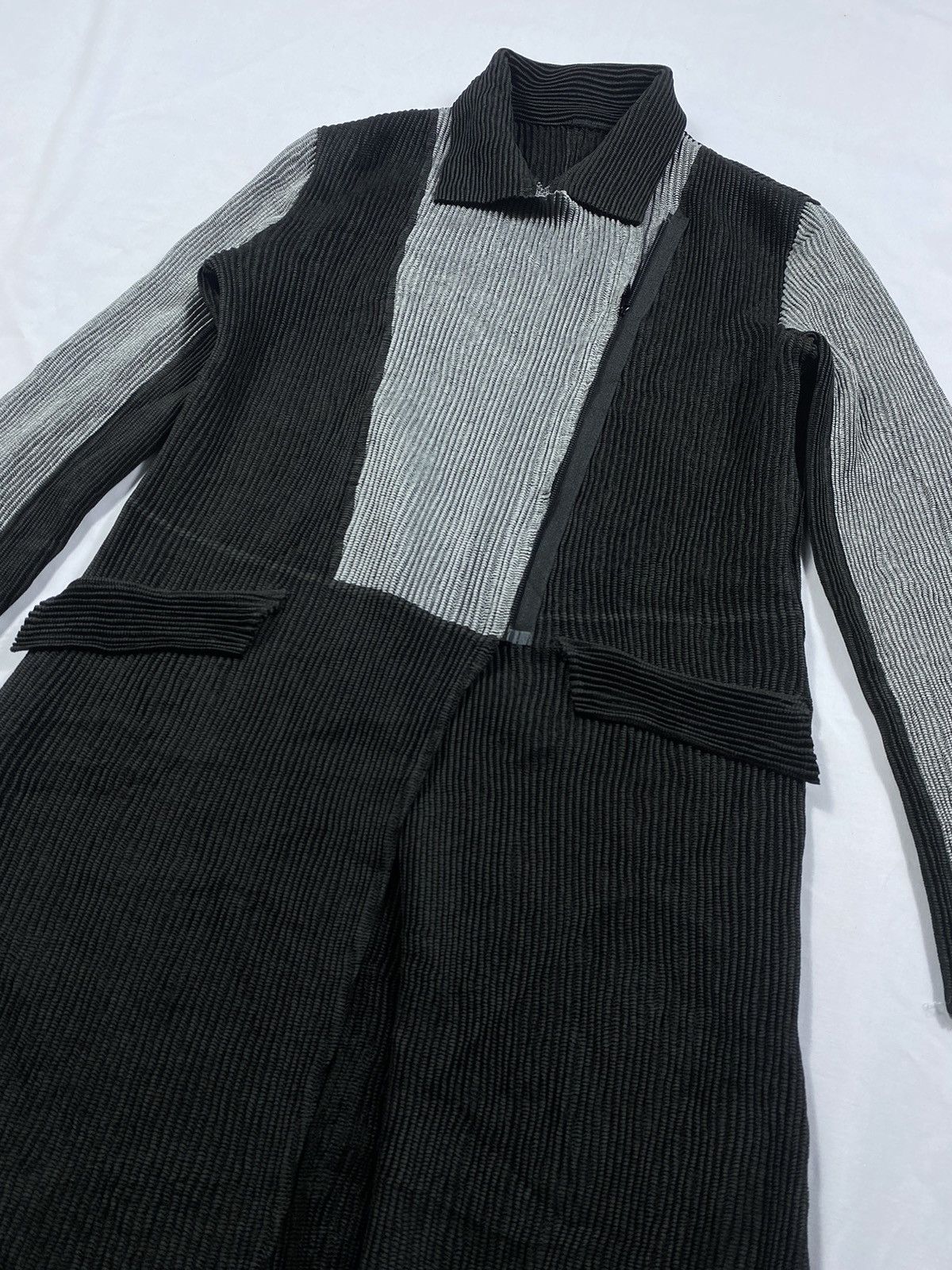 Issey Miyake 2000s Undefined pleats Jacket Shirt ,Style outer Size US M / EU 48-50 / 2 - 5 Thumbnail