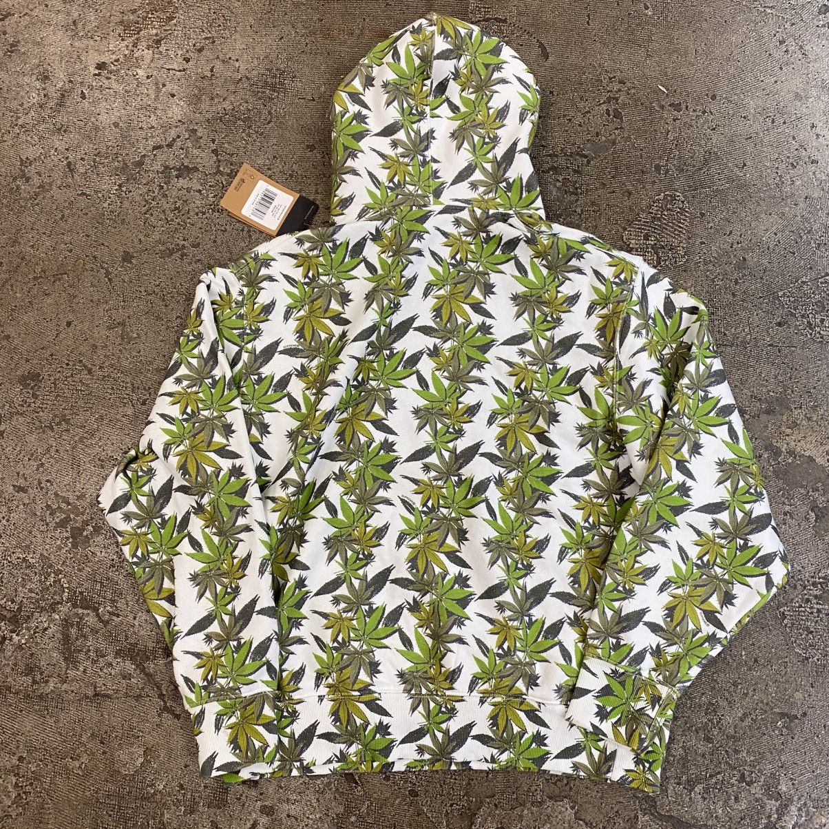 Supreme × The North Face Supreme The North Face The Leaf Hoodie