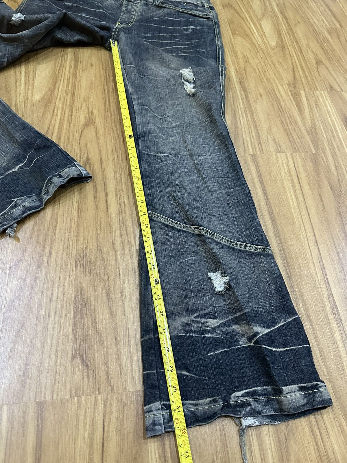 Japanese Brand 1990 - Black Crown Japanese Brand Clawmark Flared Jeans Size US 34 / EU 50 - 18 Thumbnail