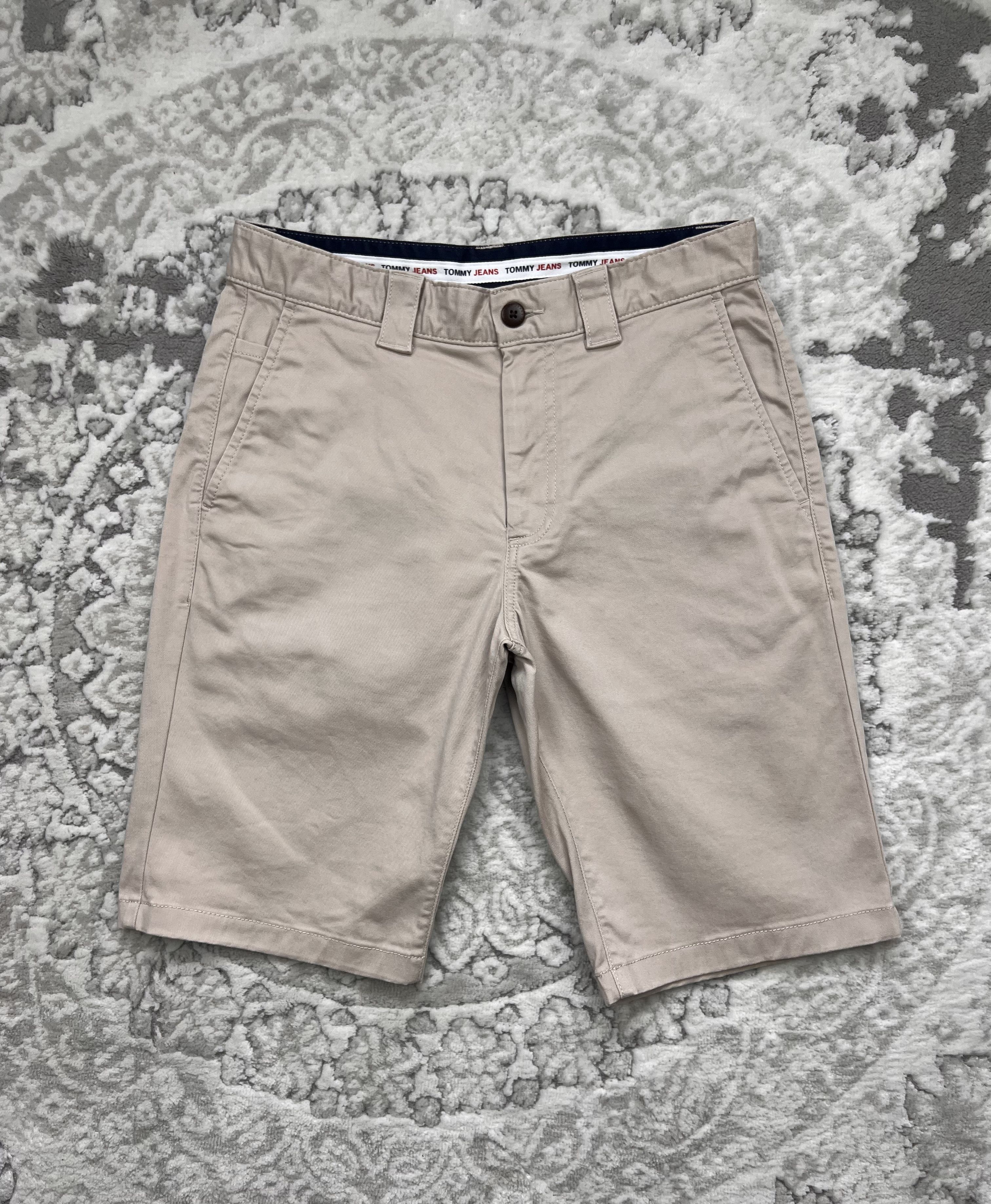 Tommy Jeans Tommy Jeans Scanton Slim Chino Shorts - Soft Beige Size US 29 - 1 Thumbnail