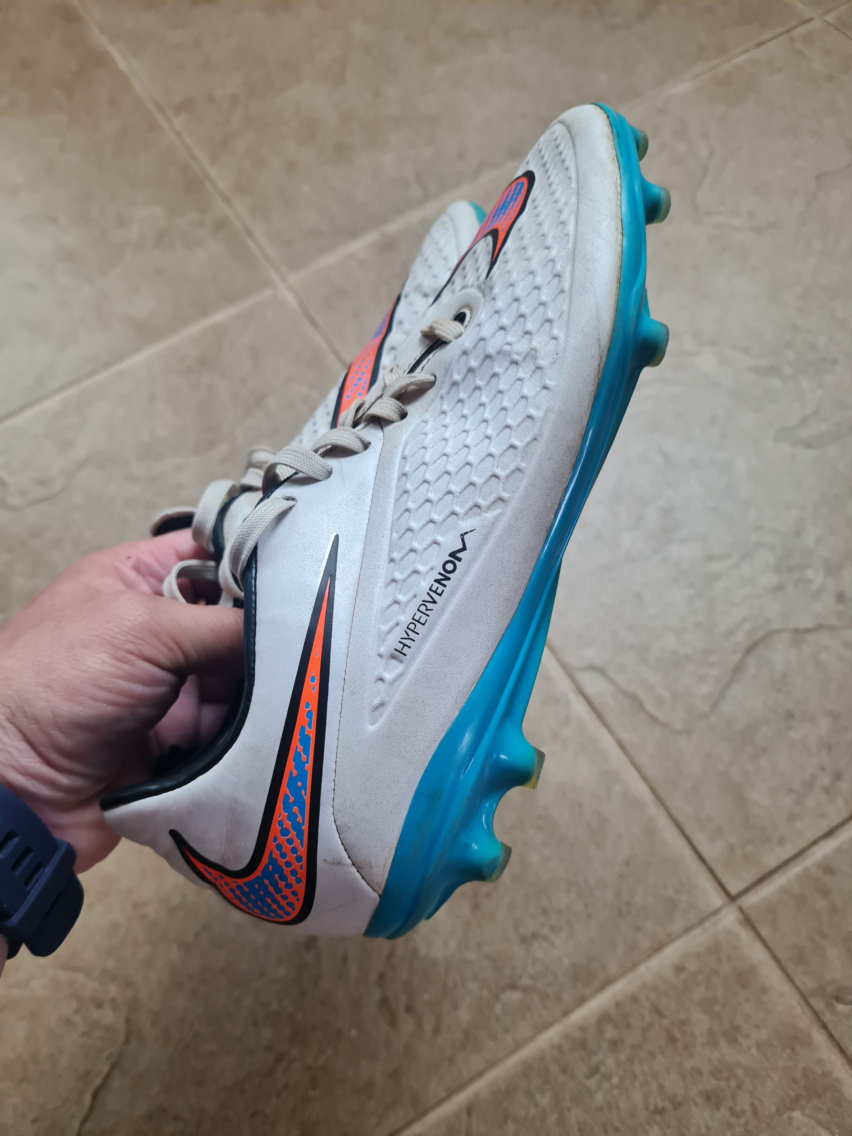 Nike Soccer cleats football boots 2014 Nike Hypervenom Phelon FG Size US 7 / EU 40 - 2 Thumbnail