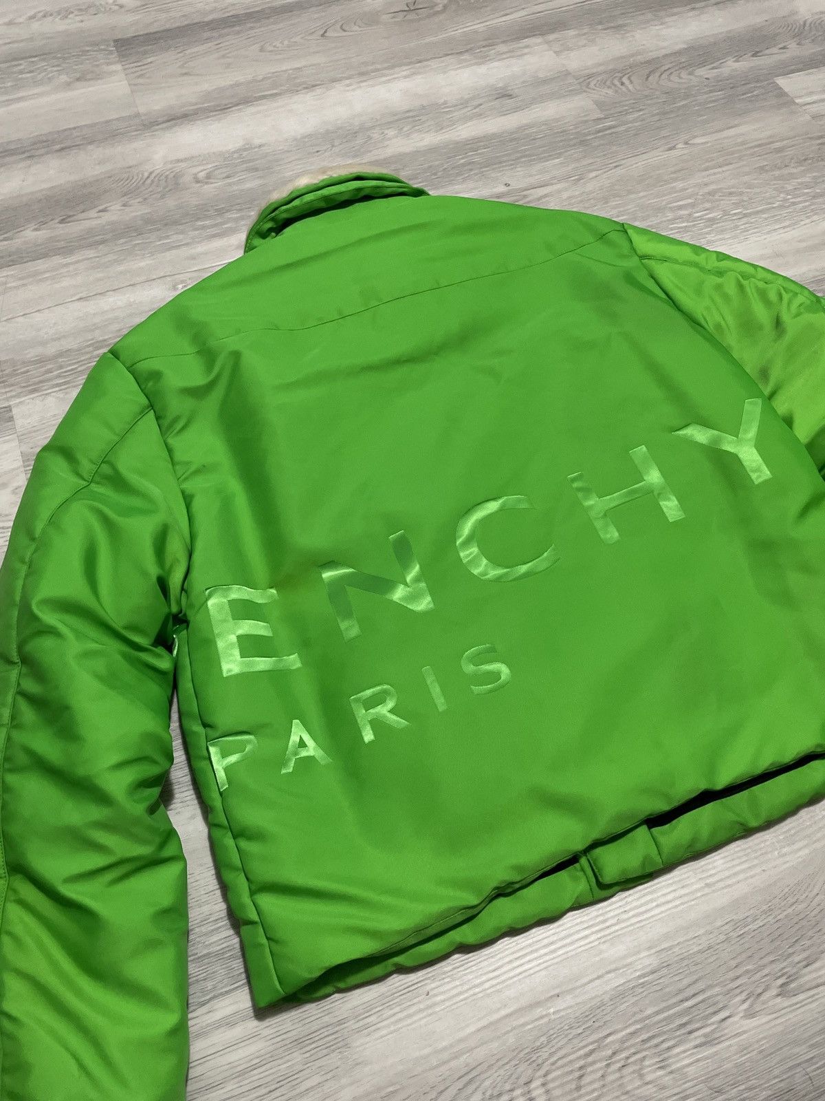 Givenchy Givenchy Neon Green Shearling Jacket Size US M / EU 48-50 / 2 - 11 Thumbnail