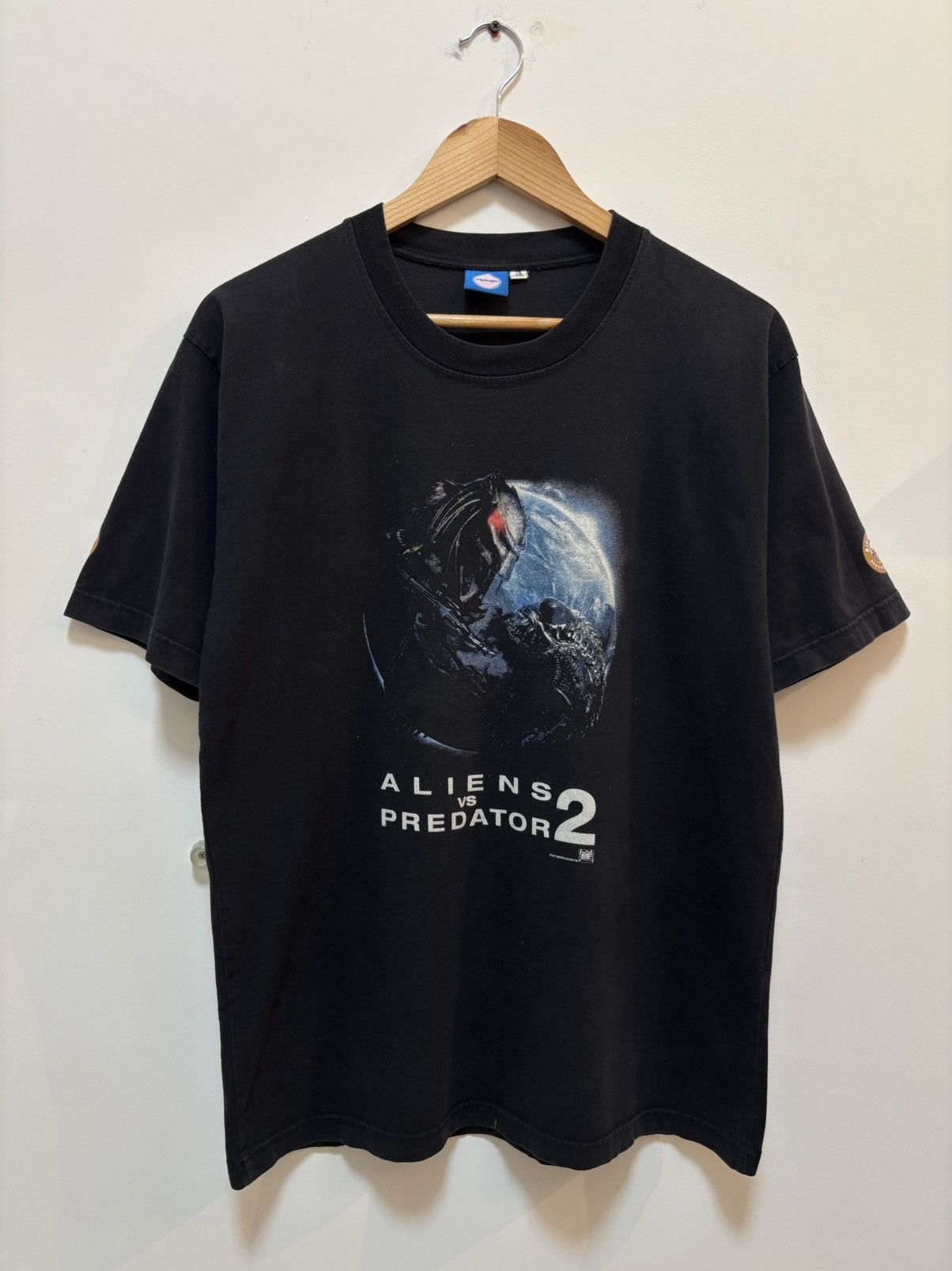 Vintage Vintage 2007 Alien VS Predator 2 Movie Promo Tee Size US M / EU 48-50 / 2 - 1 Thumbnail