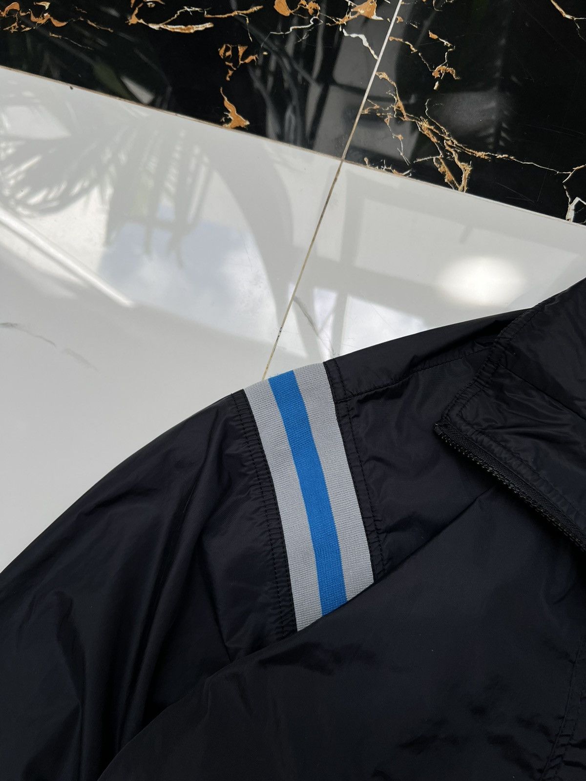 Nike × Vintage 90’s NIKE RARE BASKETBALL RETRO Y2K SWOOSH LOGO JACKET Size US M / EU 48-50 / 2 - 6 Thumbnail