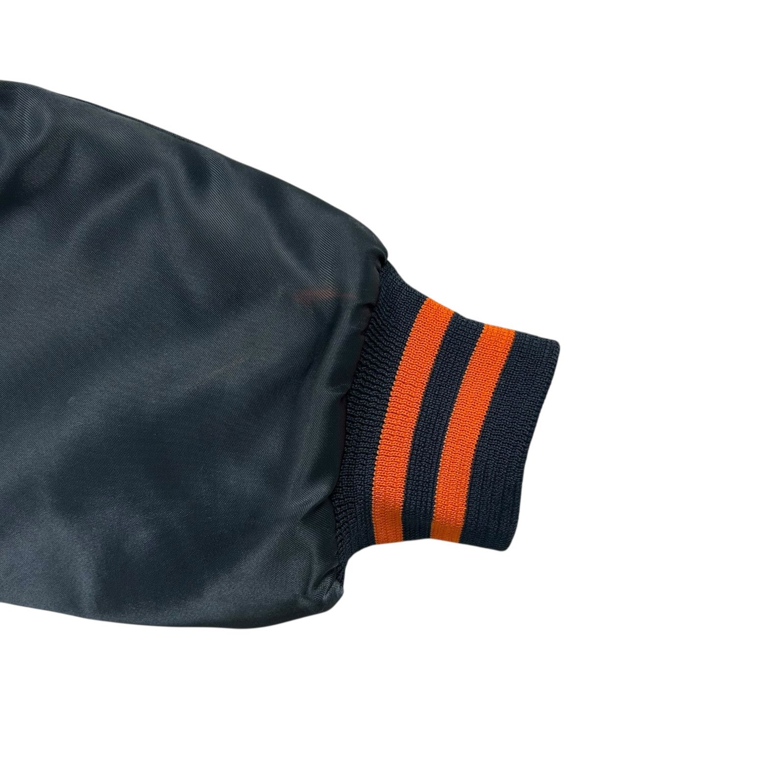 NFL VTG 90s NFL CHICAGO BEARS CHALK LINE SATIN JACKET Size US XL / EU 56 / 4 - 12 Thumbnail