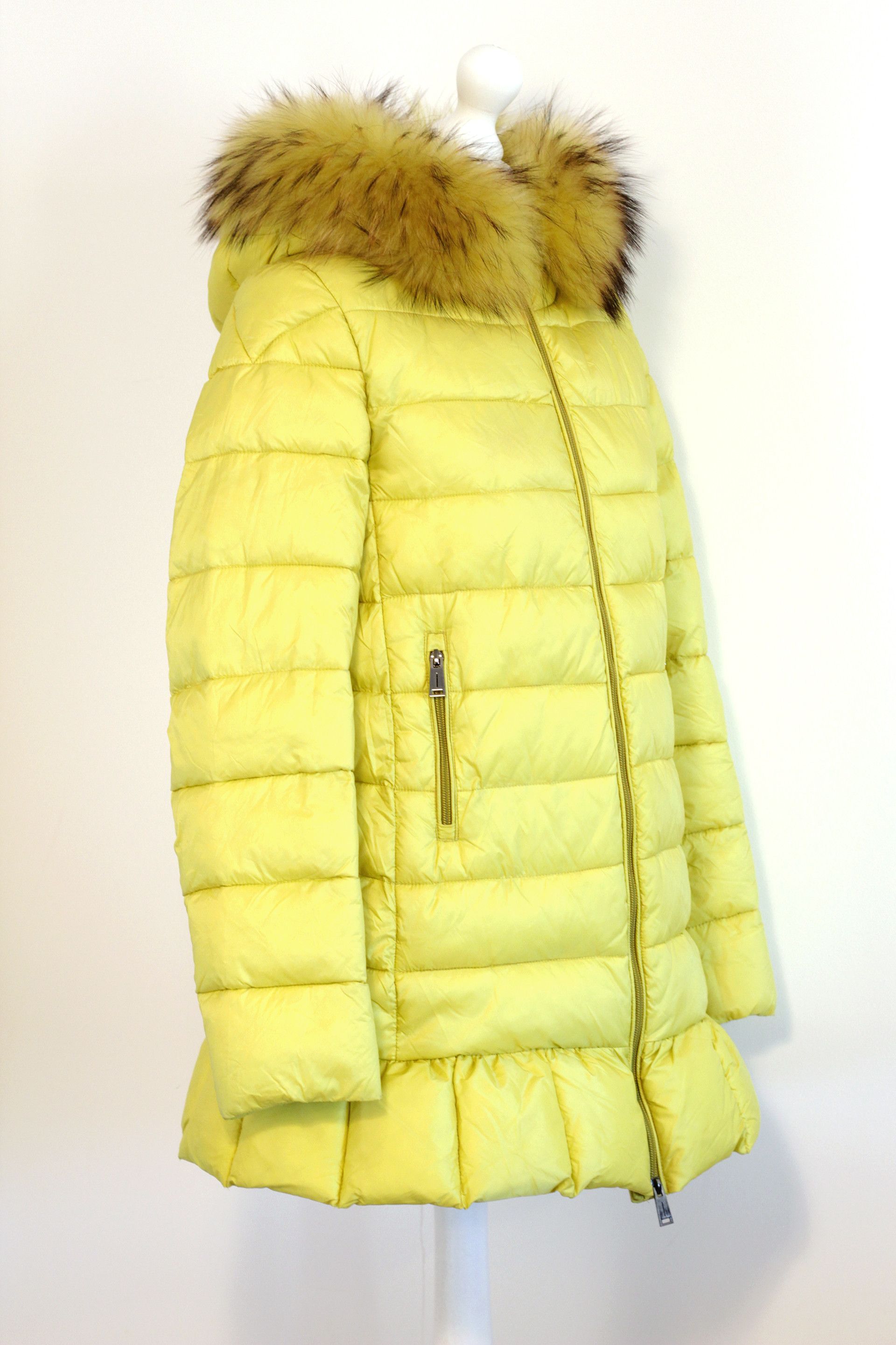Other Pregio lime yellow puffer coat with real fur on the hood Size S / US 4 / IT 40 - 2 Thumbnail