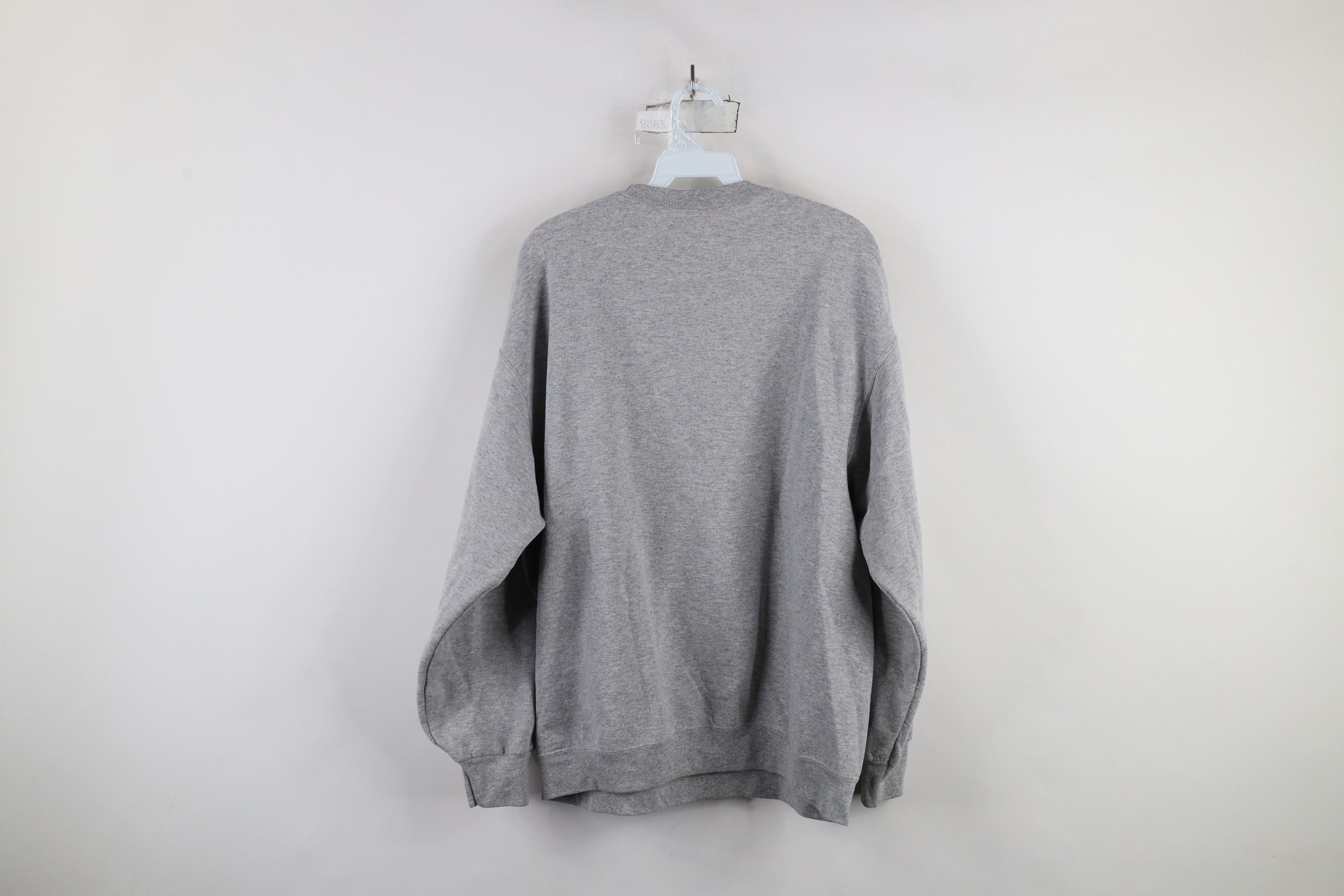 Vintage Vintage Y2K 2004 Care Bears Christmas Bear Sweatshirt Gray Size XL / US 12-14 / IT 48-50 - 9 Thumbnail