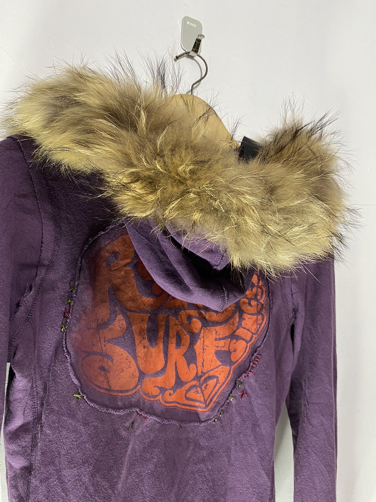 Le Grande Bleu (L.G.B.) Vintage roxy faux fur distressed hoodie Size US S / EU 44-46 / 1 - 4 Thumbnail