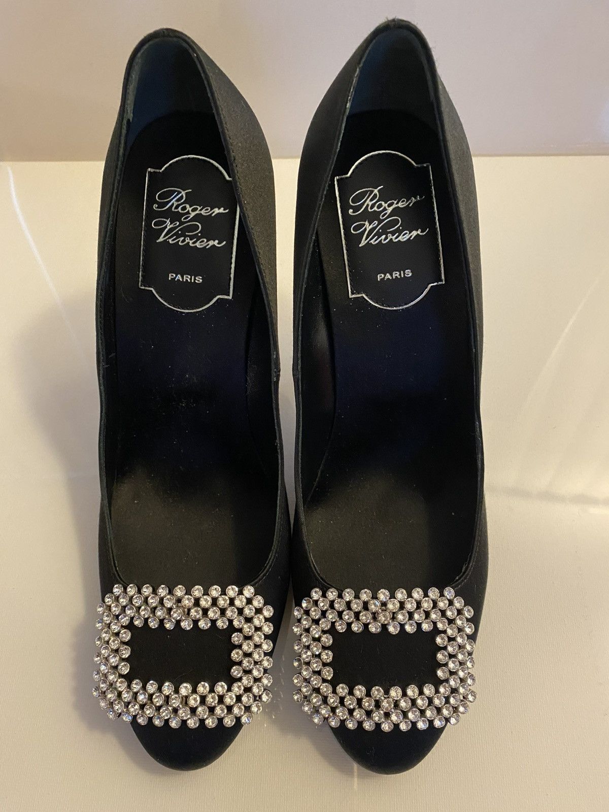 Roger Vivier Roger Vivier Black Heels Size US 6 / IT 36 - 5 Thumbnail