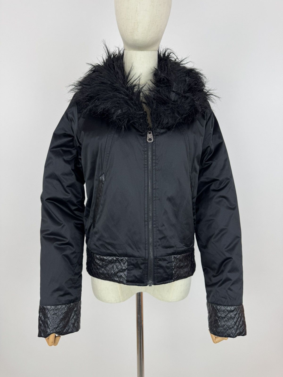 Miss Sixty Miss Sixty Fur Trim Jacket Avant Garde style black Bomber Size S / US 4 / IT 40 - 2 Thumbnail