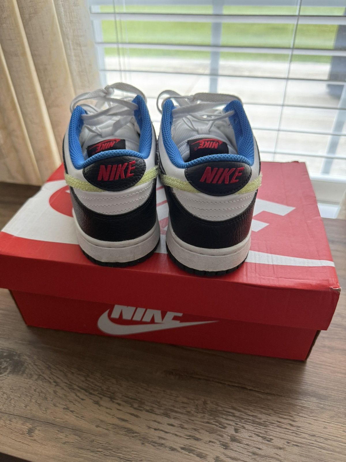Nike Nike Dunk ‘Blue Lemon Twist’ Size US 6 / EU 39 - 5 Thumbnail