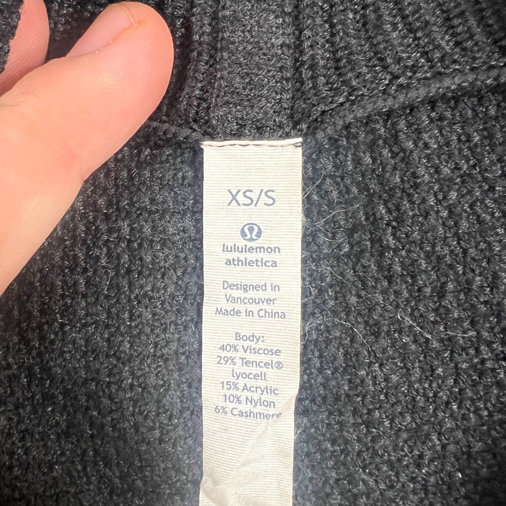 Lululemon VINTAGE Lululemon Wrap Sweater Womens XS S Knit Black Heathered 3/4 Sleeve V-Neck Size S / US 4 / IT 40 - 3 Thumbnail